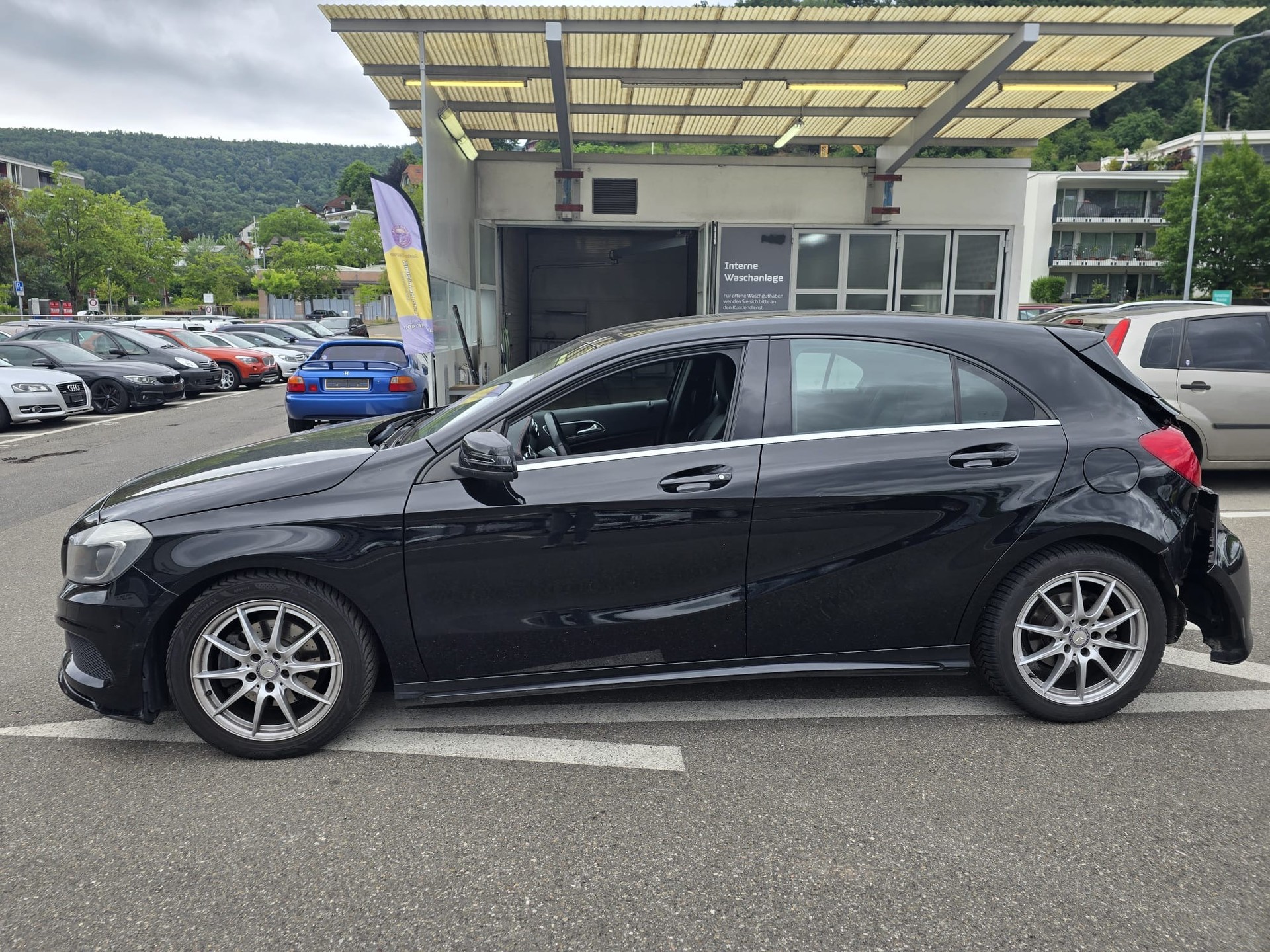 MERCEDES-BENZ A 200 AMG Line-image-5