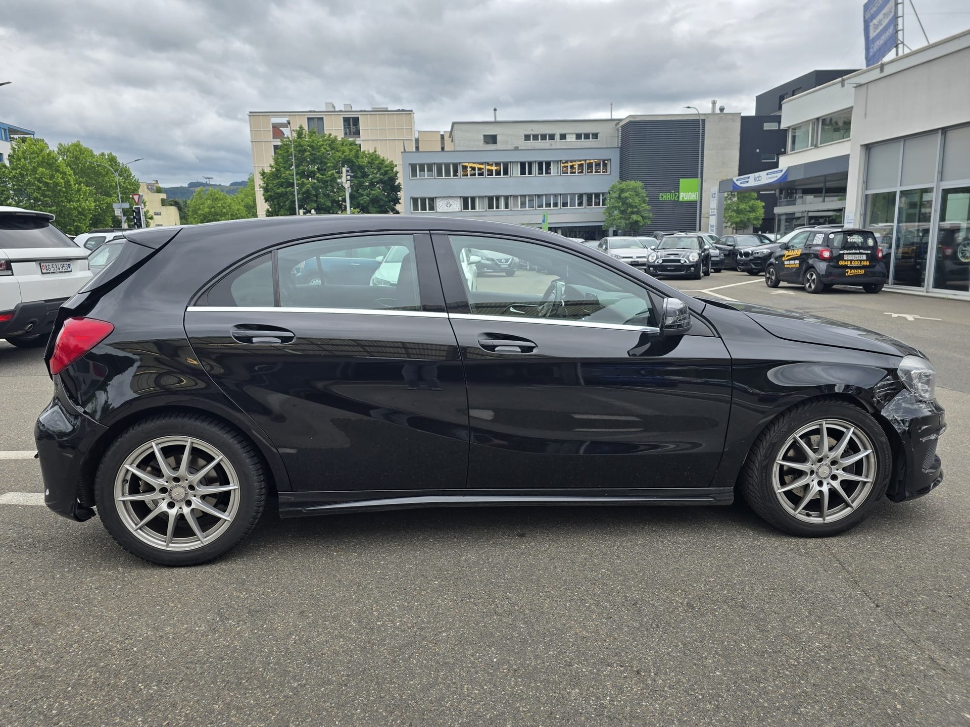 MERCEDES-BENZ A 200 AMG Line-image-2