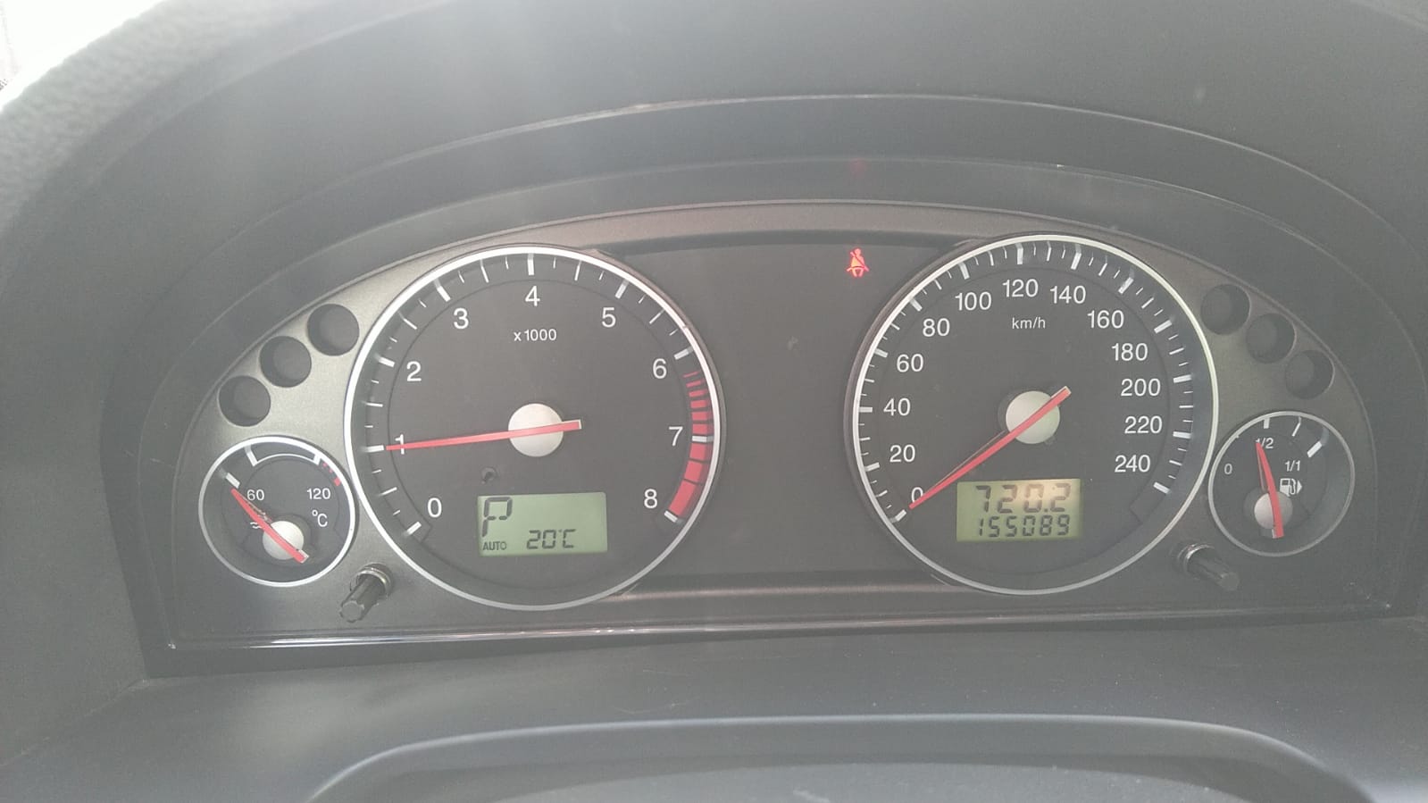 FORD Mondeo 2.5i V6 Executive-image-8