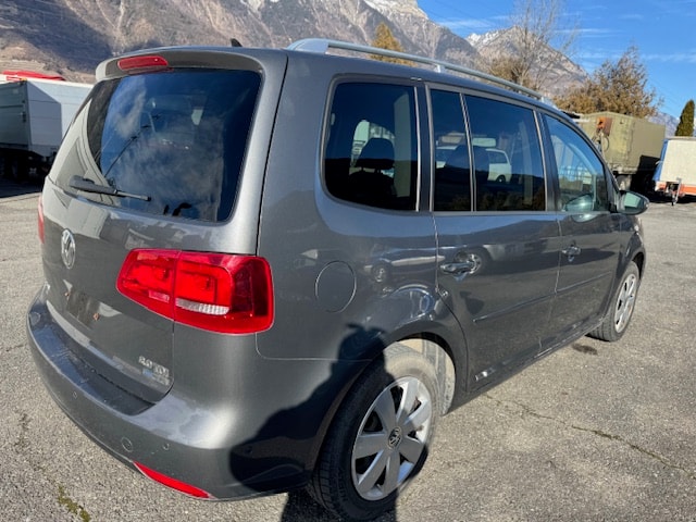 VW Touran 2.0 TDI BlueMotion Technology Comfortline-image-5