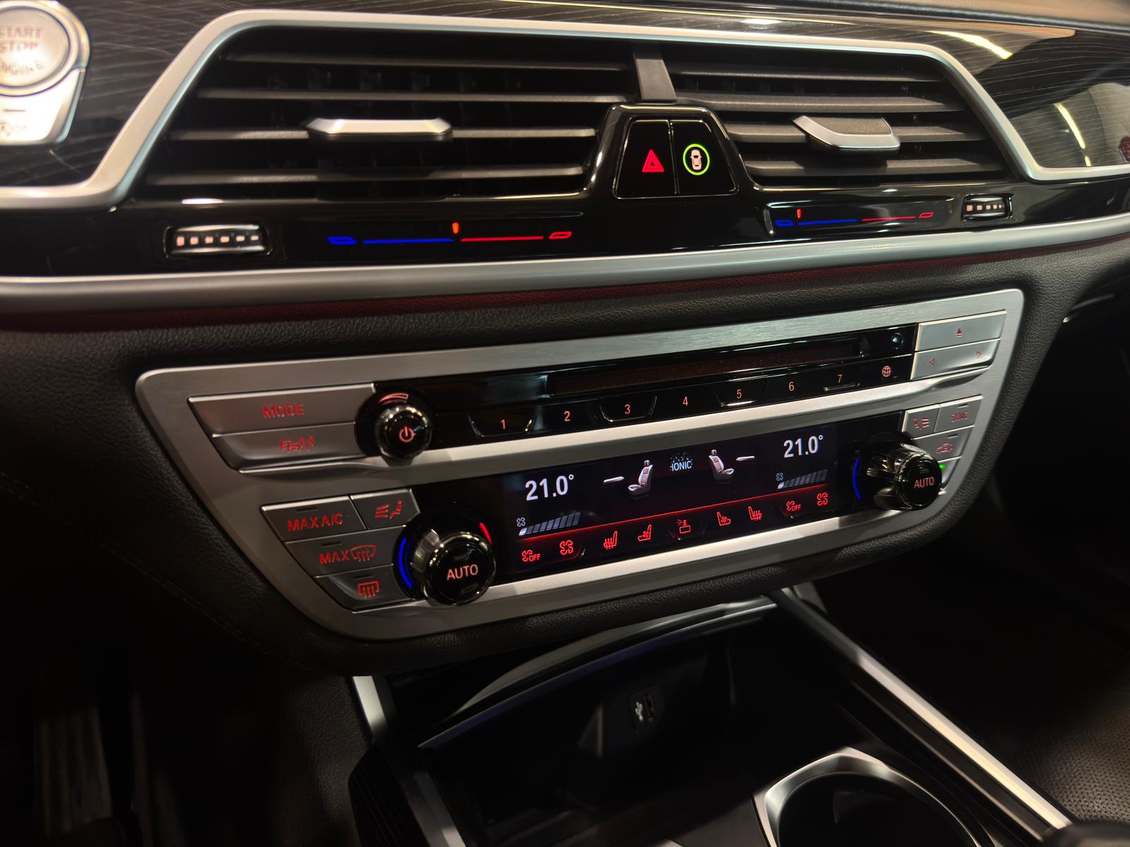 BMW 750d xDrive Steptronic *CH*-image-21