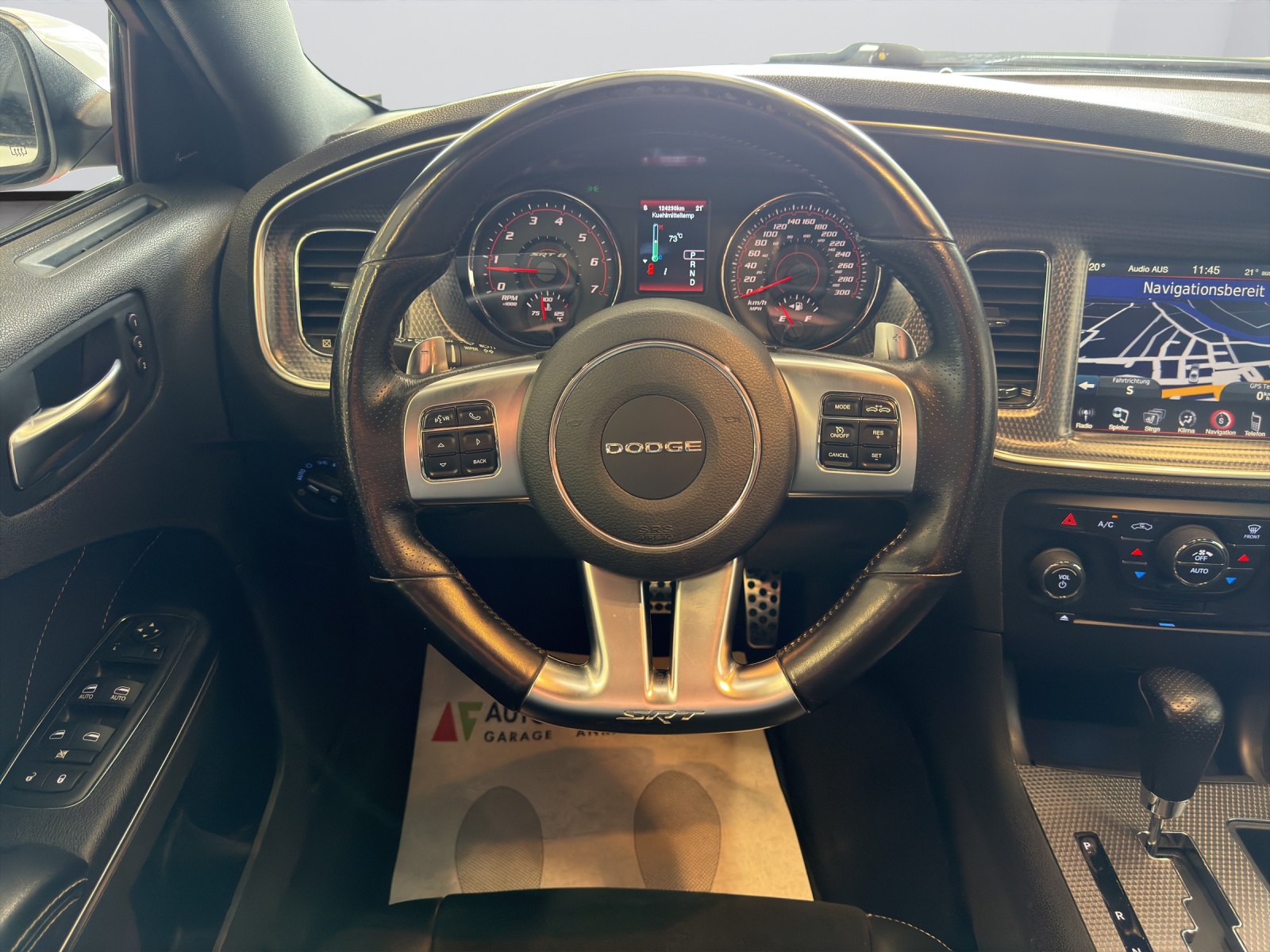 DODGE SRT8-image-14