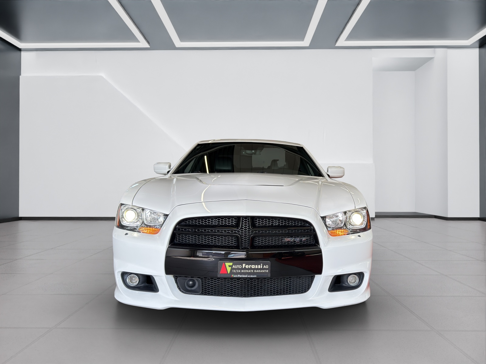 DODGE SRT8-image-7