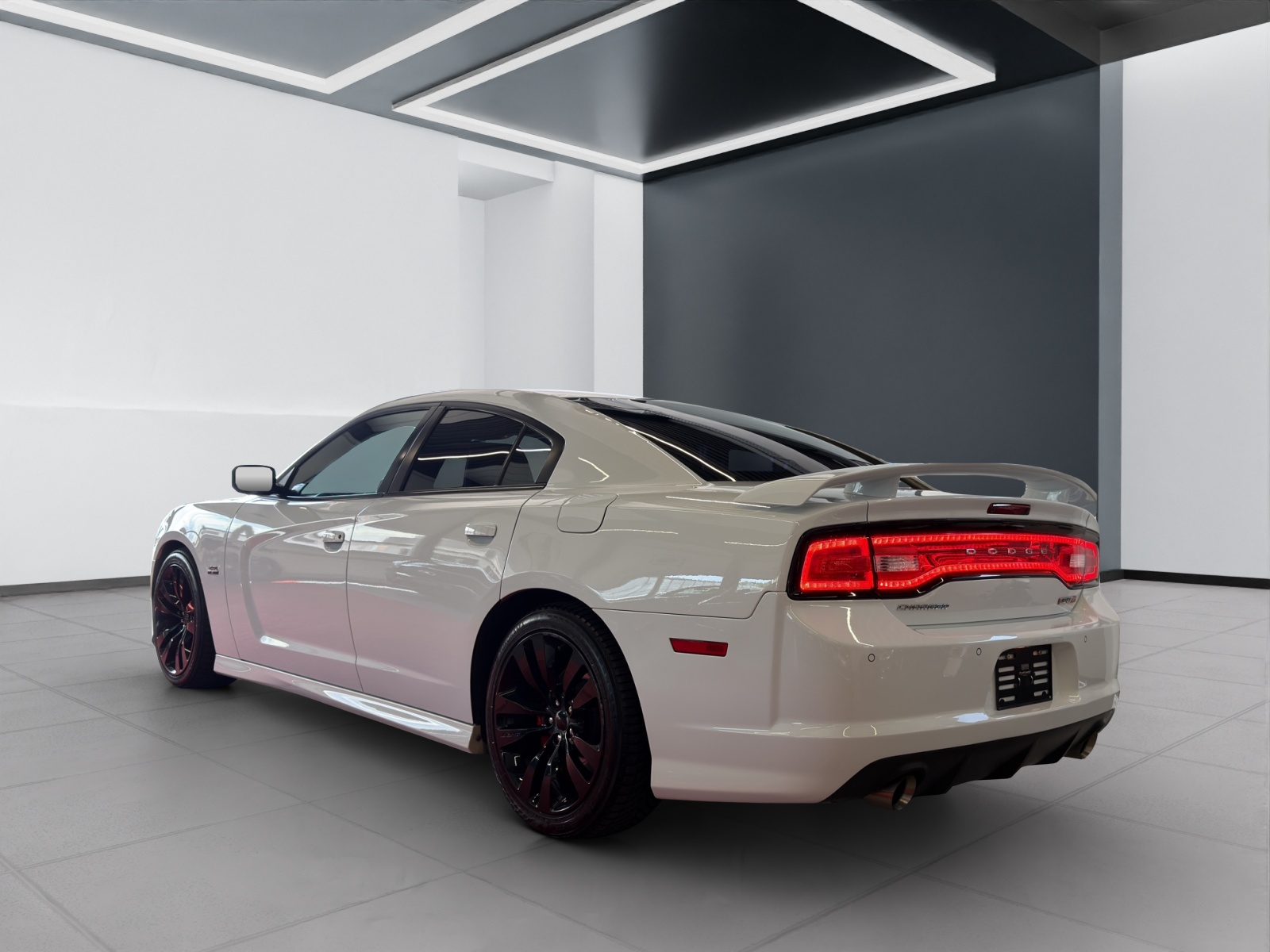 DODGE SRT8-image-3