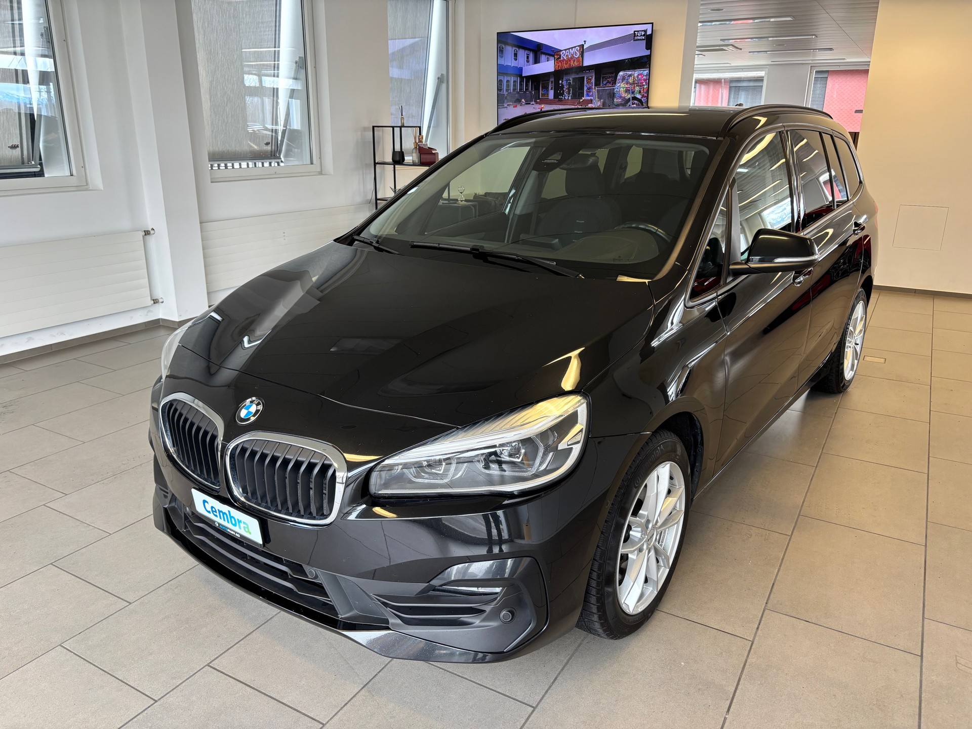 BMW 218d xDrive Gran Tourer Steptronic-image-0