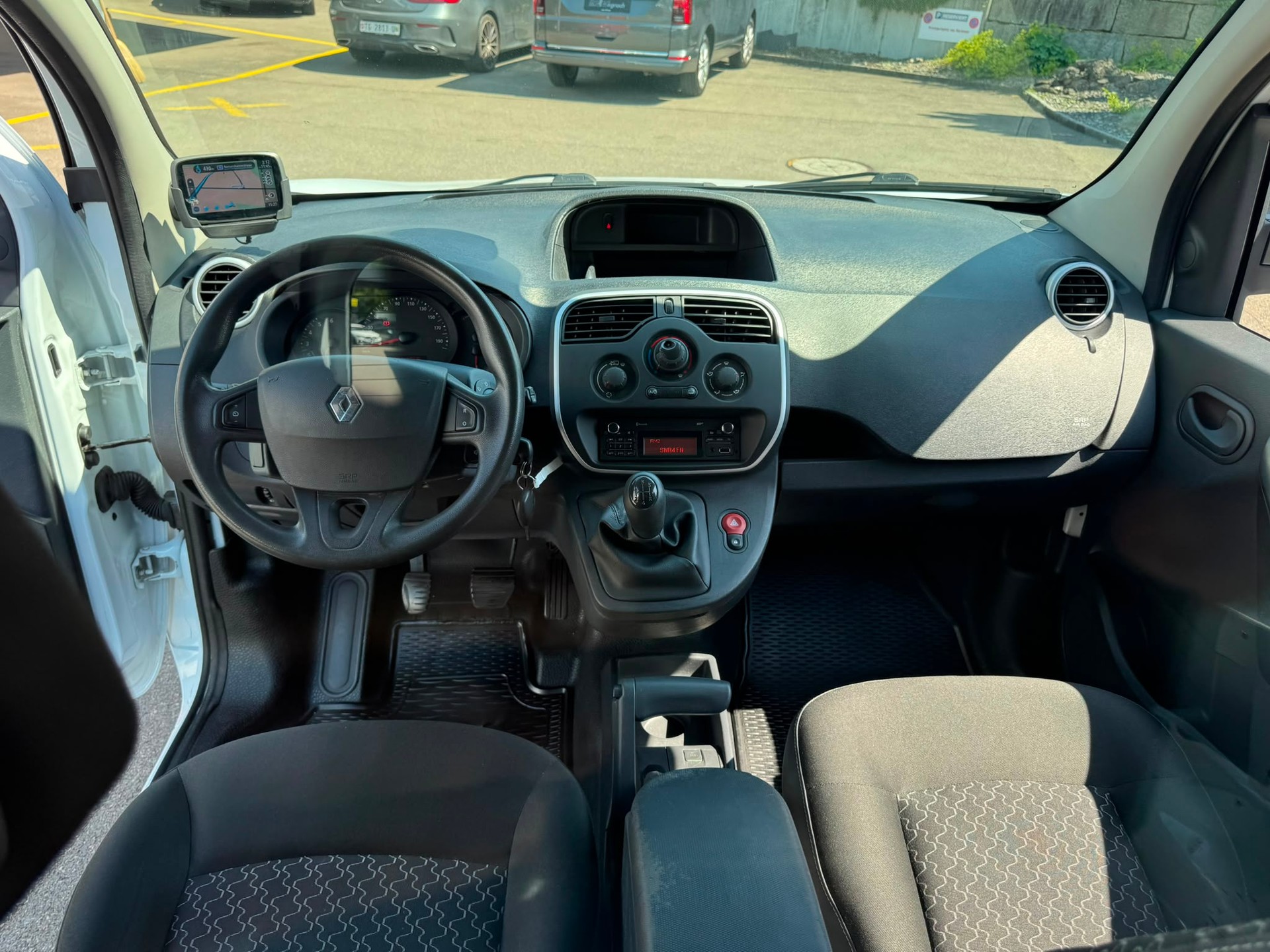 RENAULT Kangoo Medium dCi 90 ENERGY Business-image-10