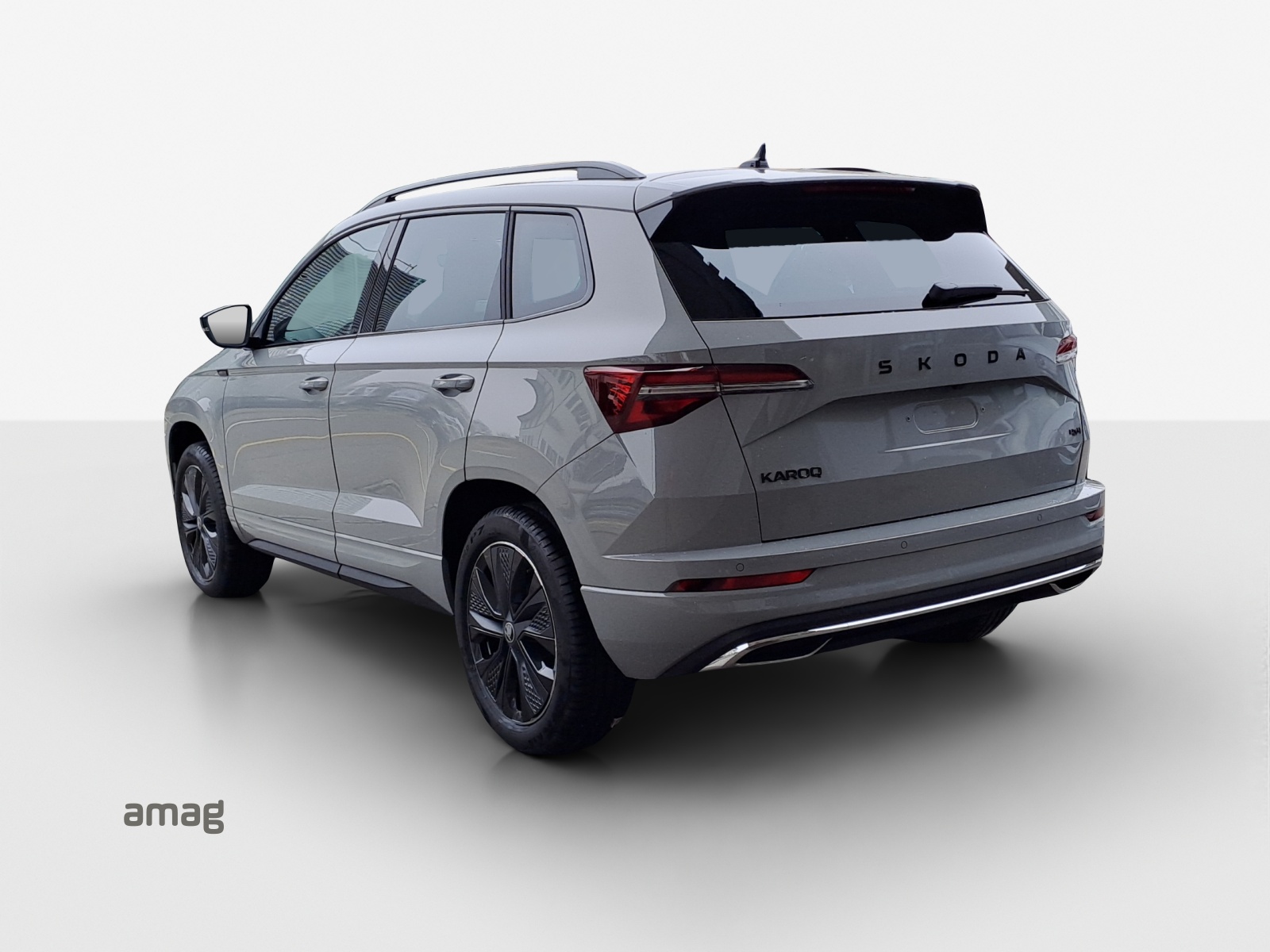 SKODA Karoq 2.0 TSI SportLine 4x4 DSG-image-2