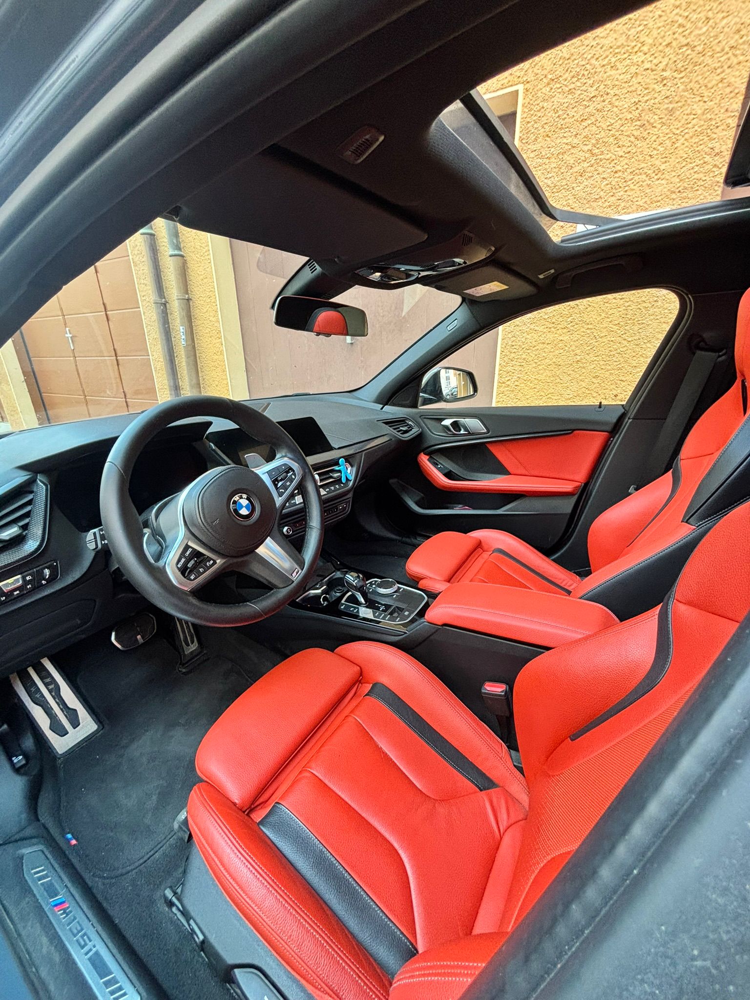 BMW M135i xDrive-image-5