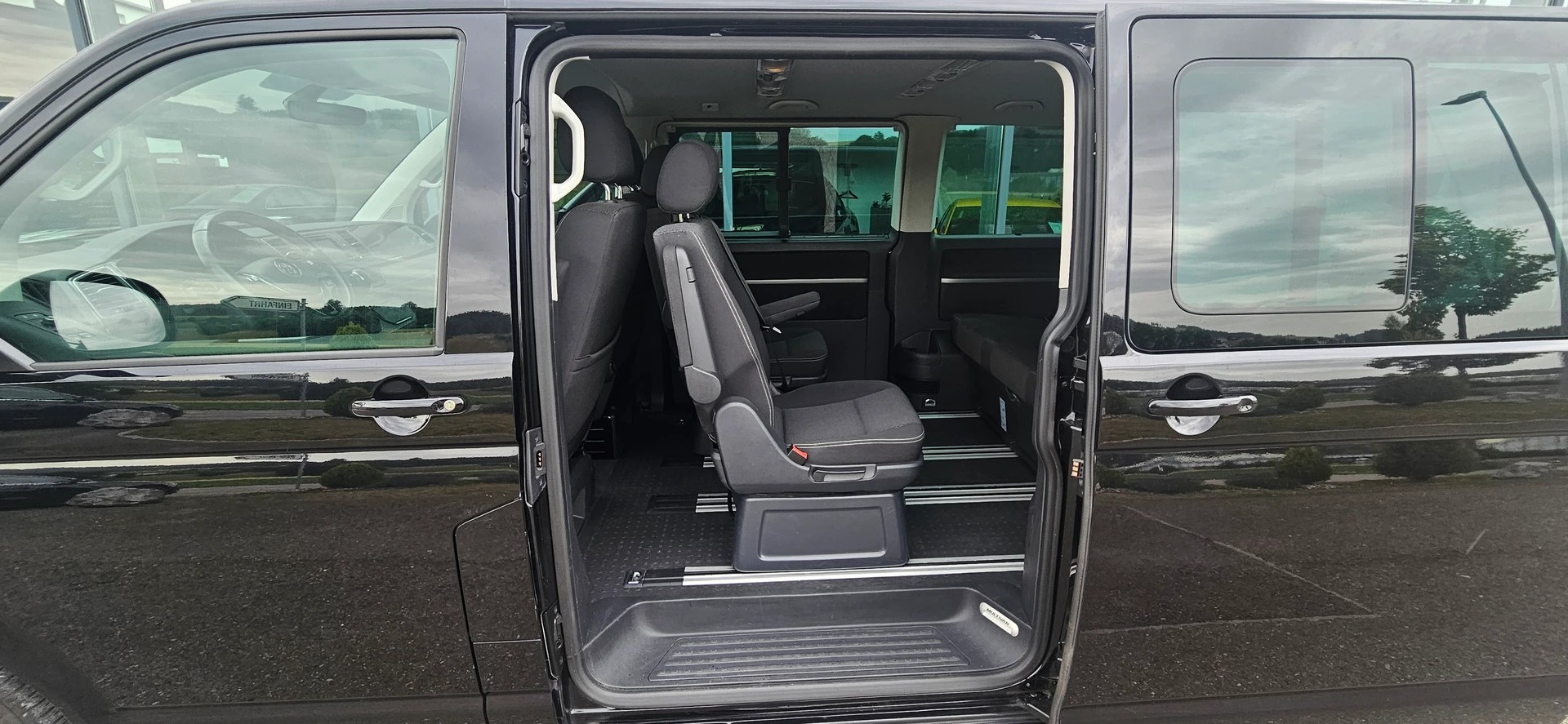 VW T6 Multivan 2.0 TDI - Bulli - Trendline DSG-image-15