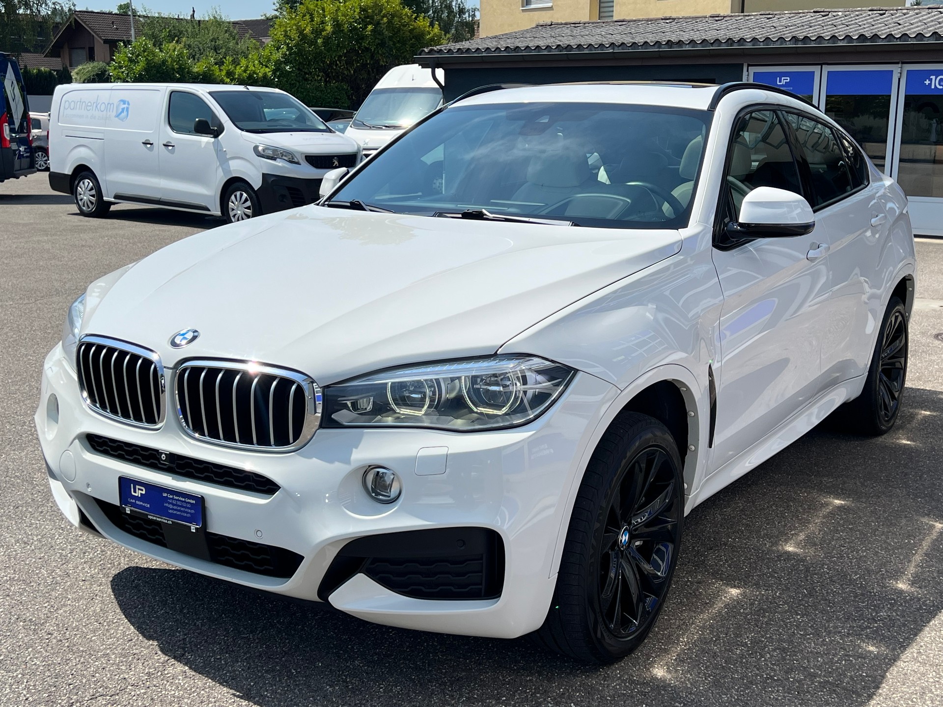 BMW X6 50i xDrive * AHK 2.7 T *-image-1