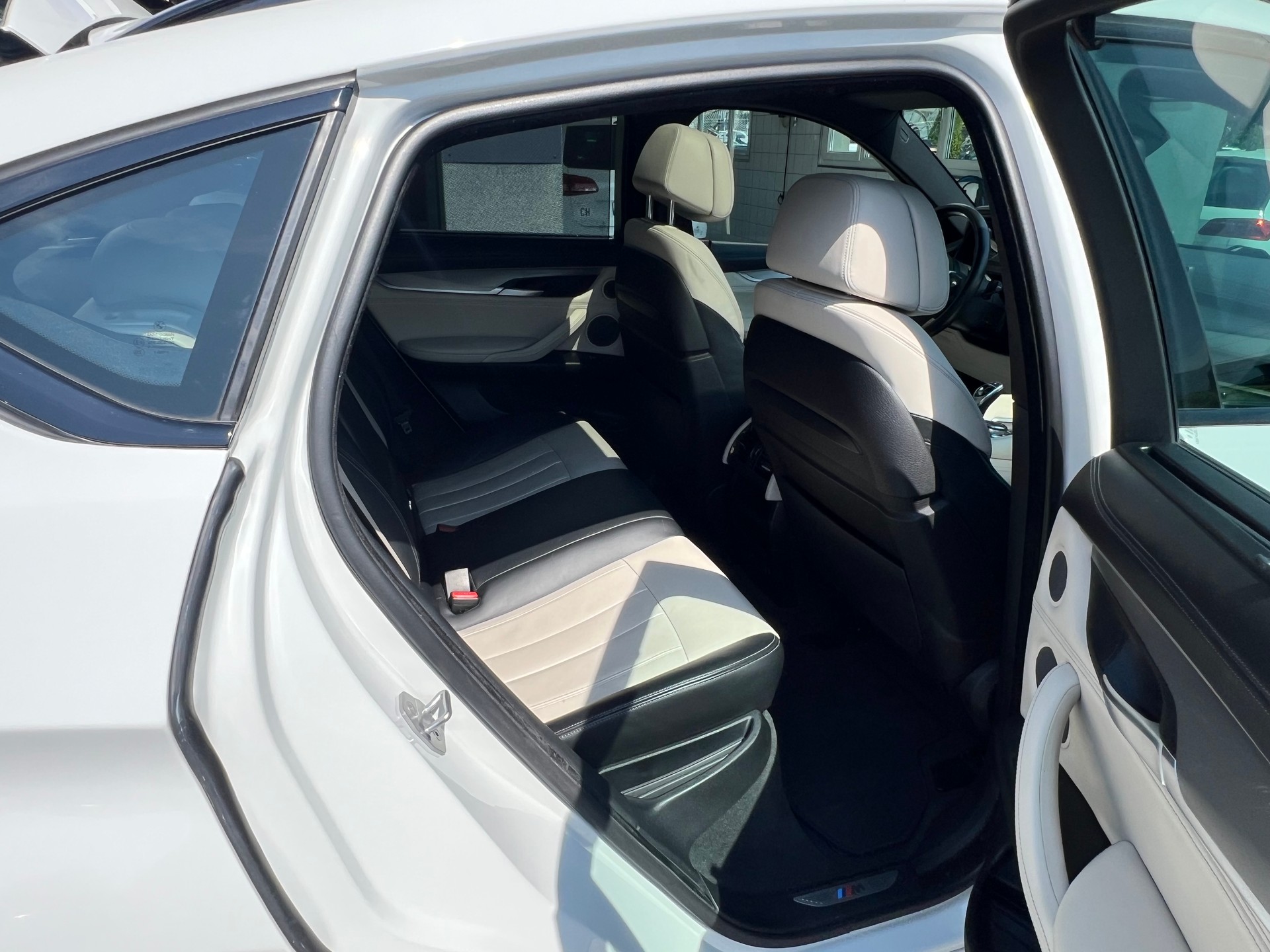 BMW X6 50i xDrive * AHK 2.7 T *-image-12