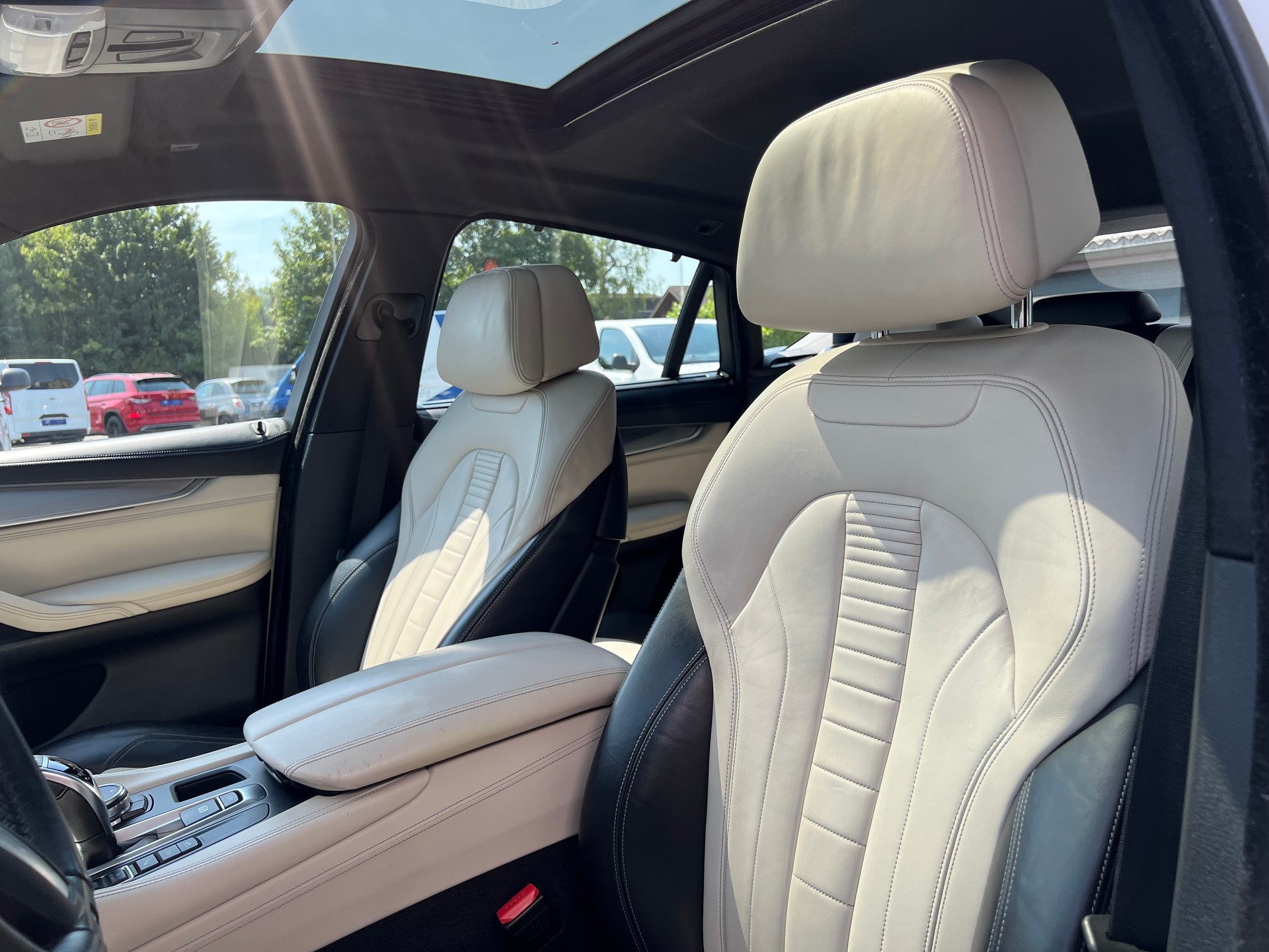 BMW X6 50i xDrive * AHK 2.7 T *-image-9