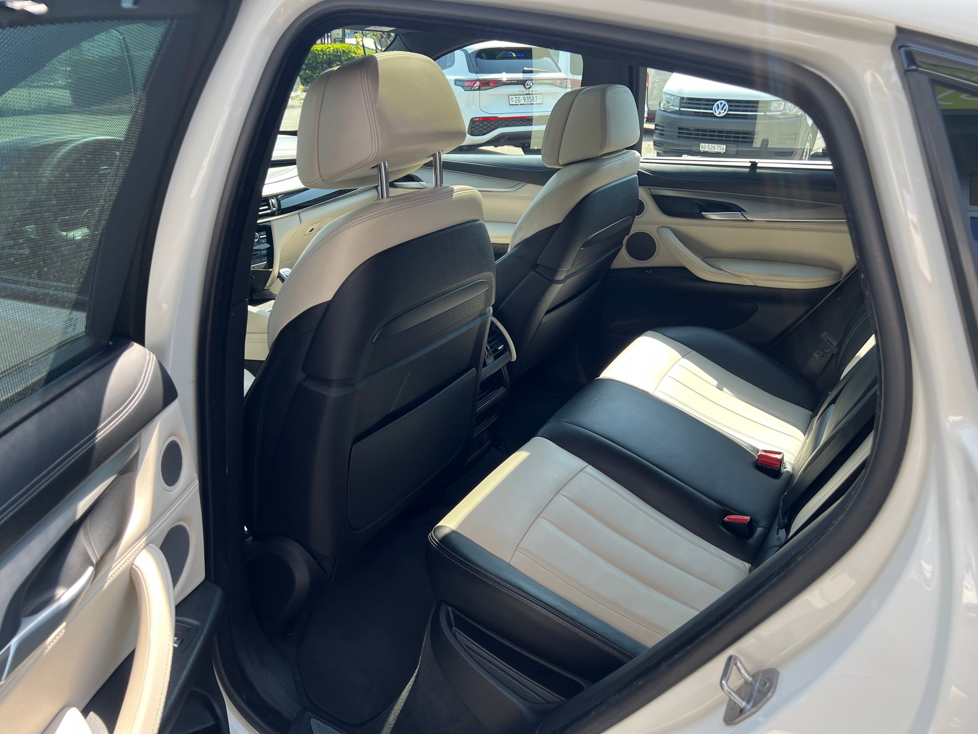 BMW X6 50i xDrive * AHK 2.7 T *-image-10
