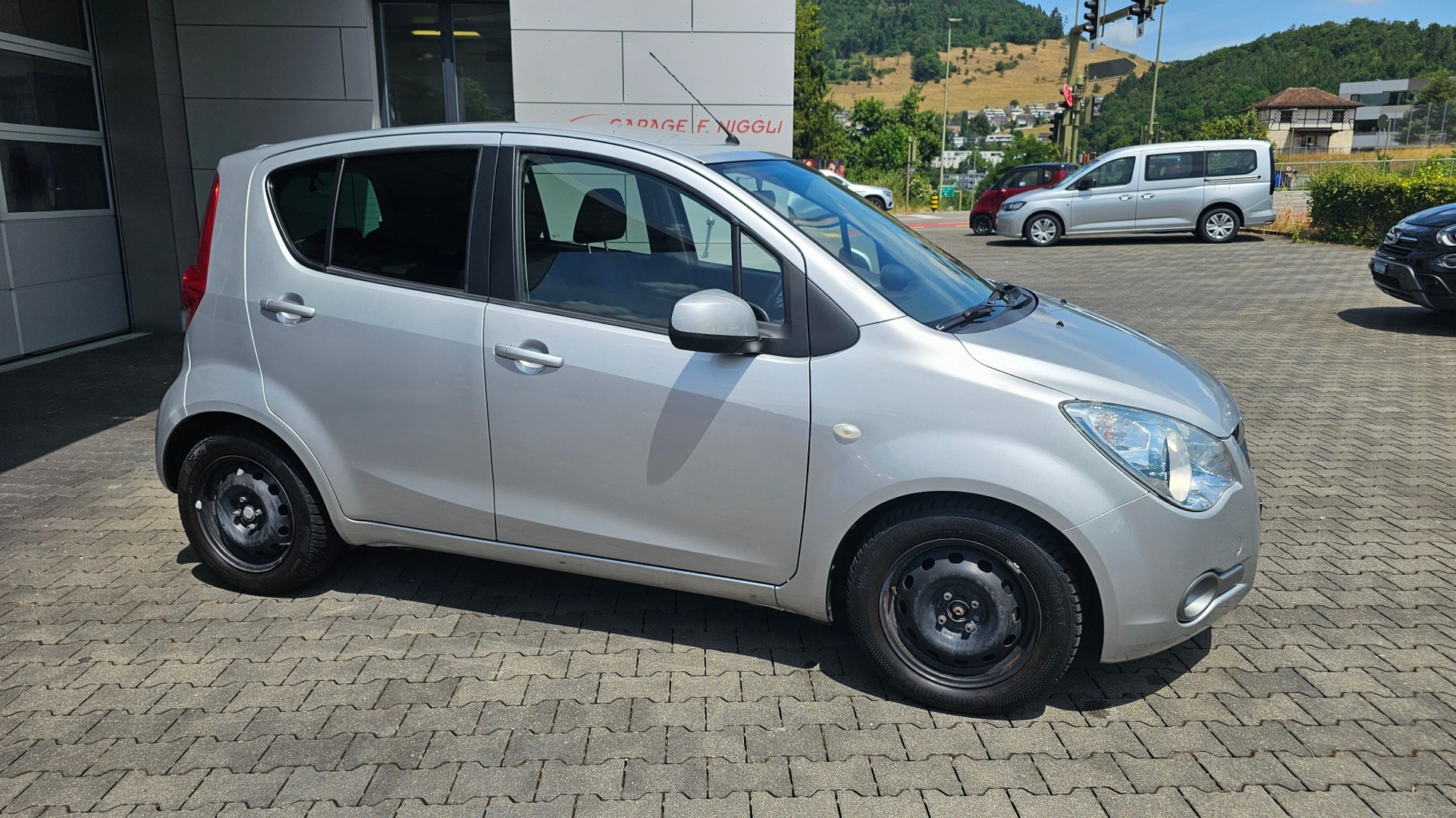 OPEL Agila 1.2 Enjoy Automatic-image-2