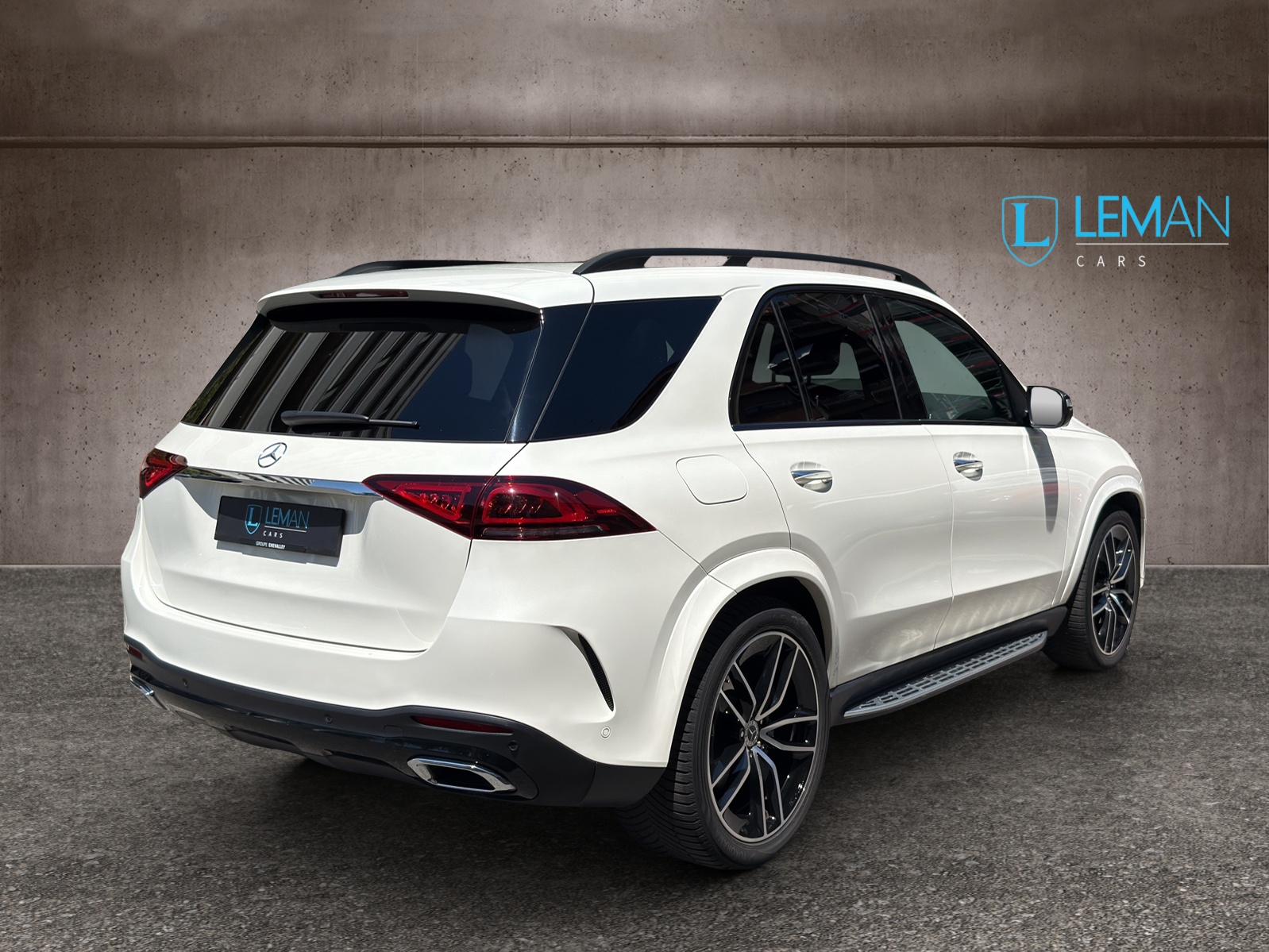 MERCEDES-BENZ GLE 450 4Matic AMG Line 9G-Tronic-image-4