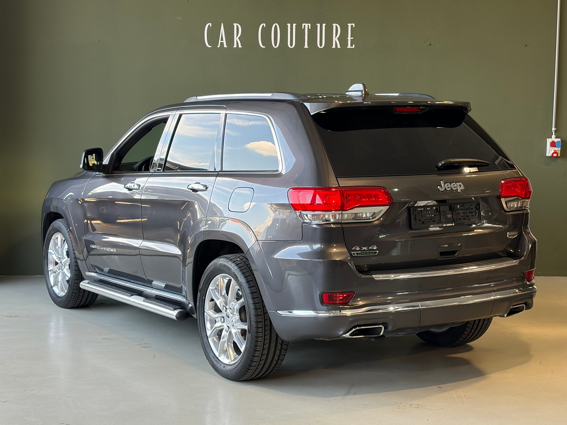 JEEP Grand Cherokee 3.0 CRD Summit Automatic *Ab MFK*CH-Fahrzeug*-image-4