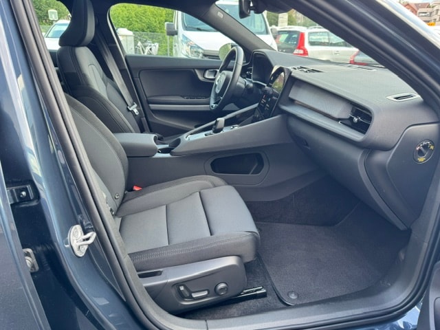POLESTAR 2 Long Range Dual Motor-image-13