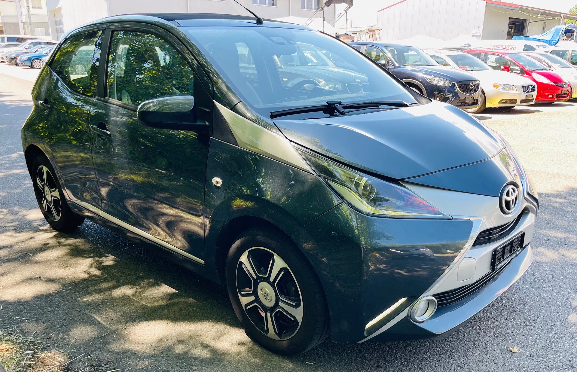 TOYOTA Aygo 1.2 VVT-i x-clusiv-image-7