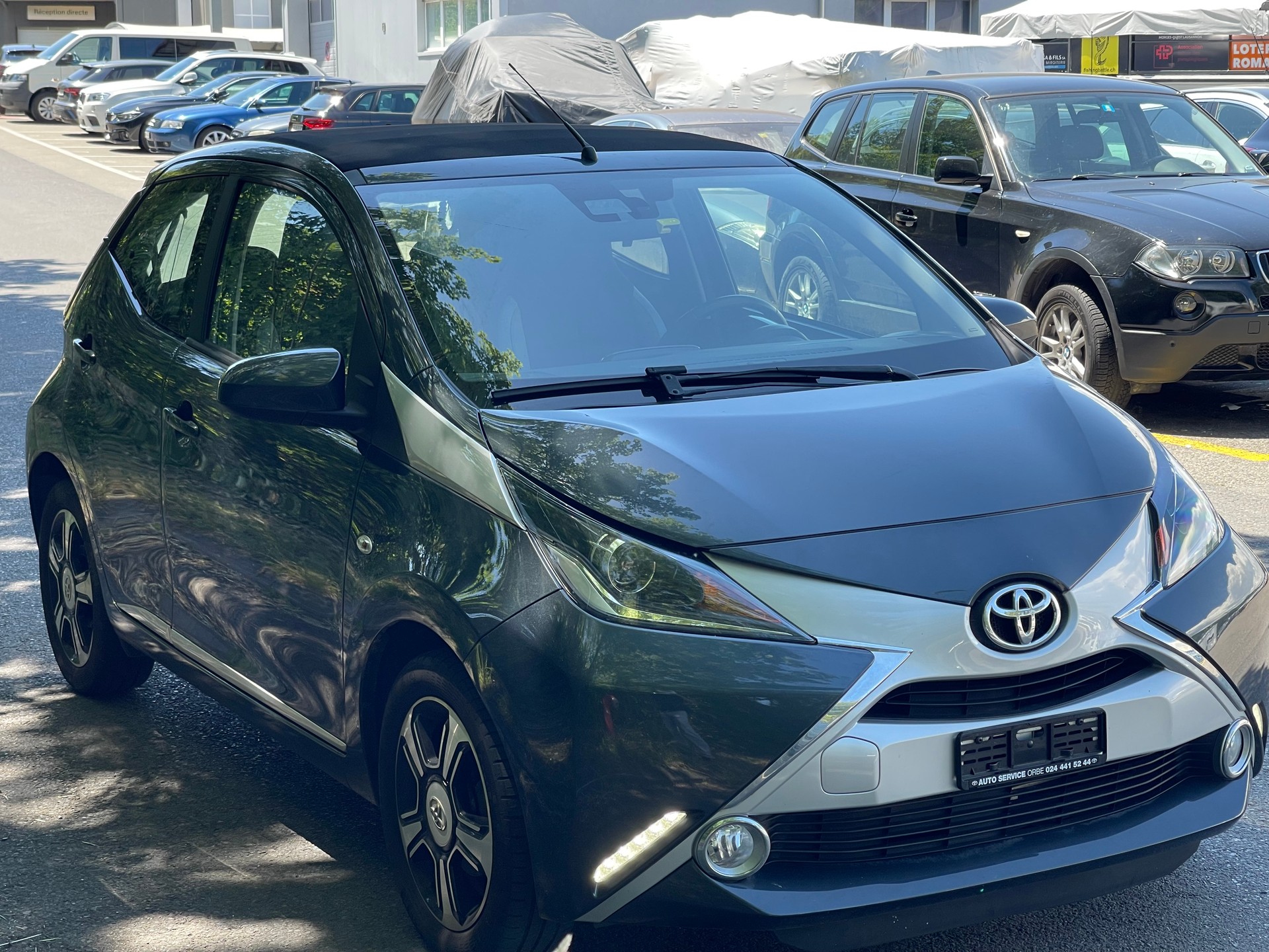 TOYOTA Aygo 1.2 VVT-i x-clusiv-image-1