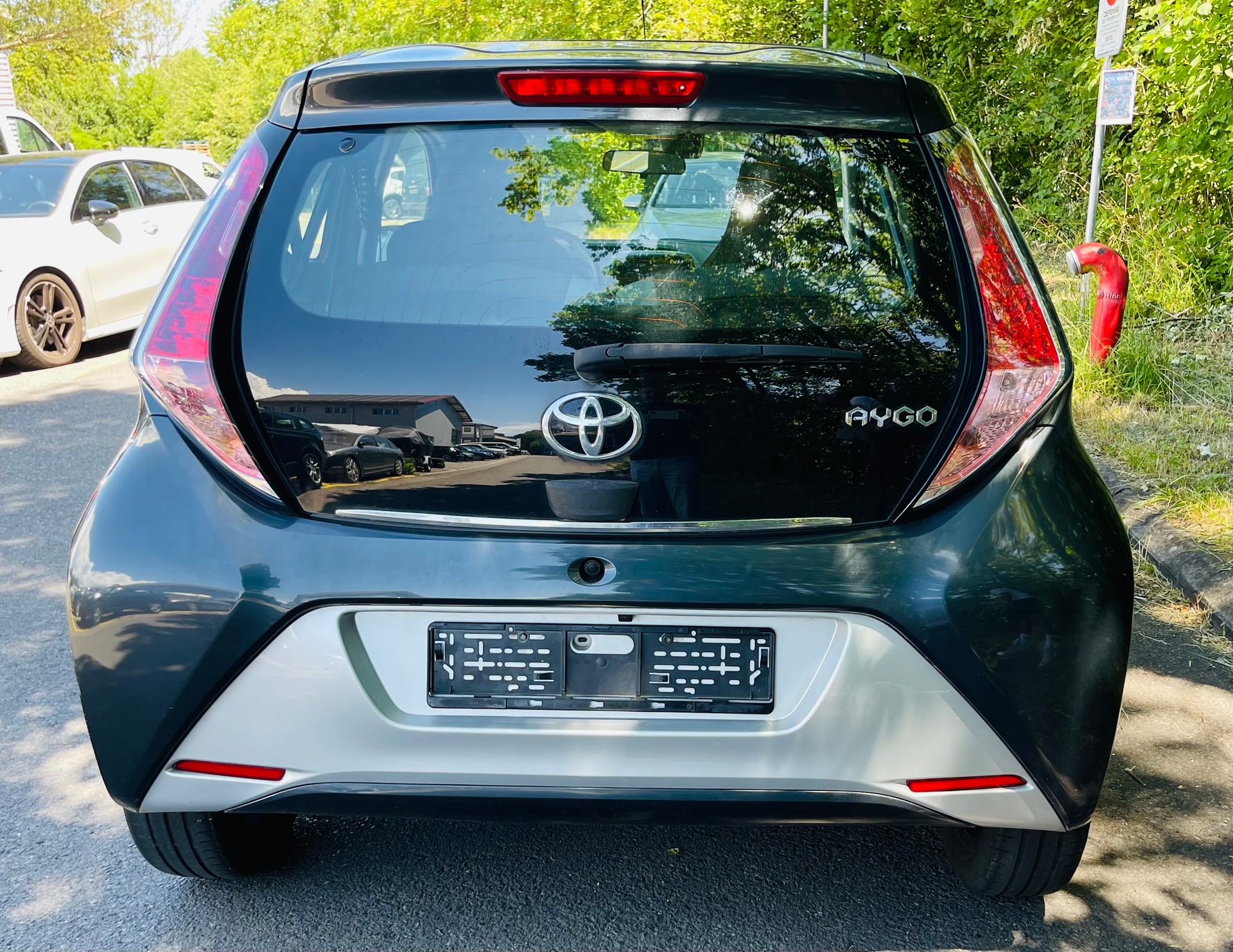 TOYOTA Aygo 1.2 VVT-i x-clusiv-image-8