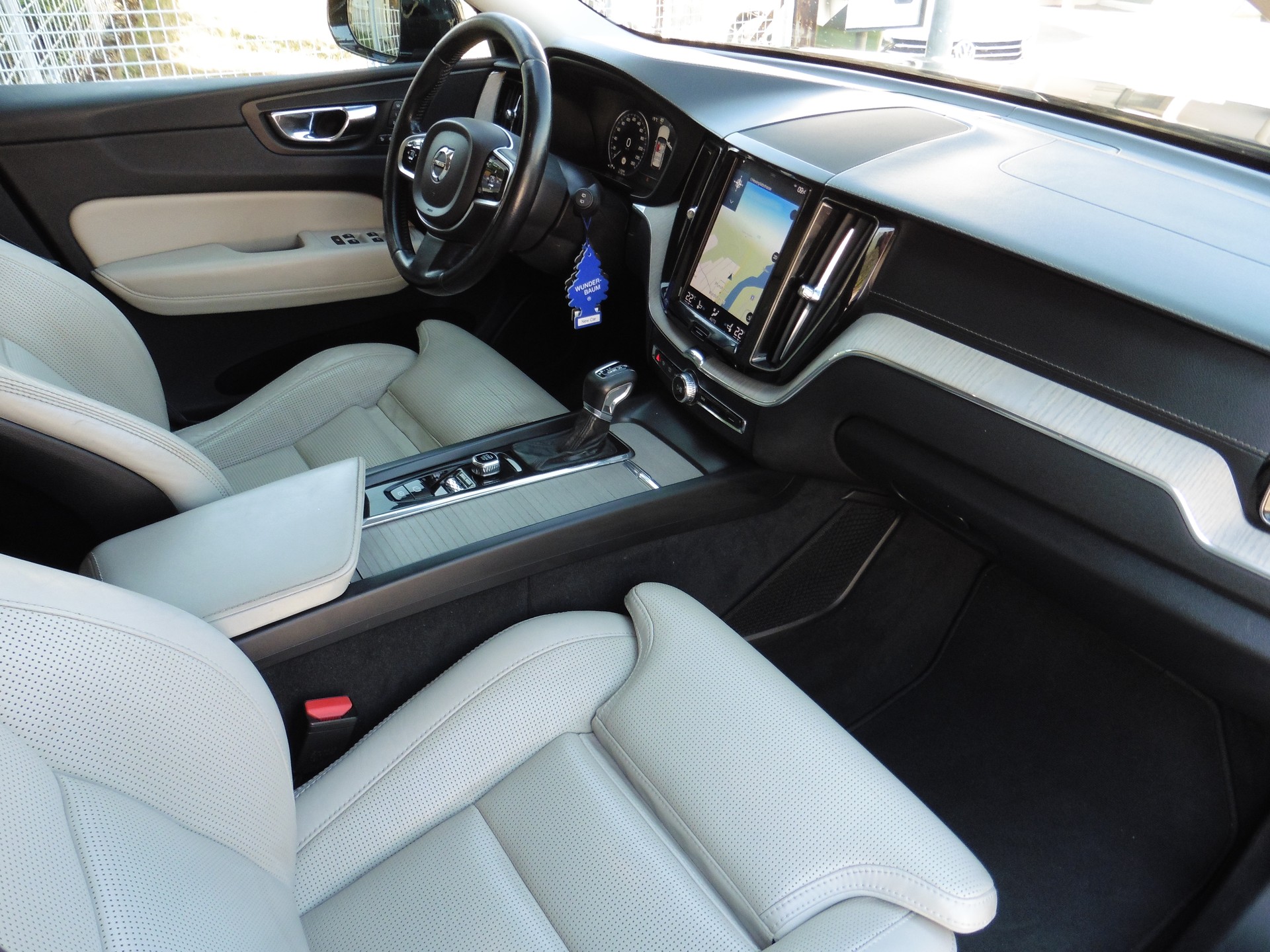 VOLVO XC60 T5 AWD Inscription Geartronic-image-21