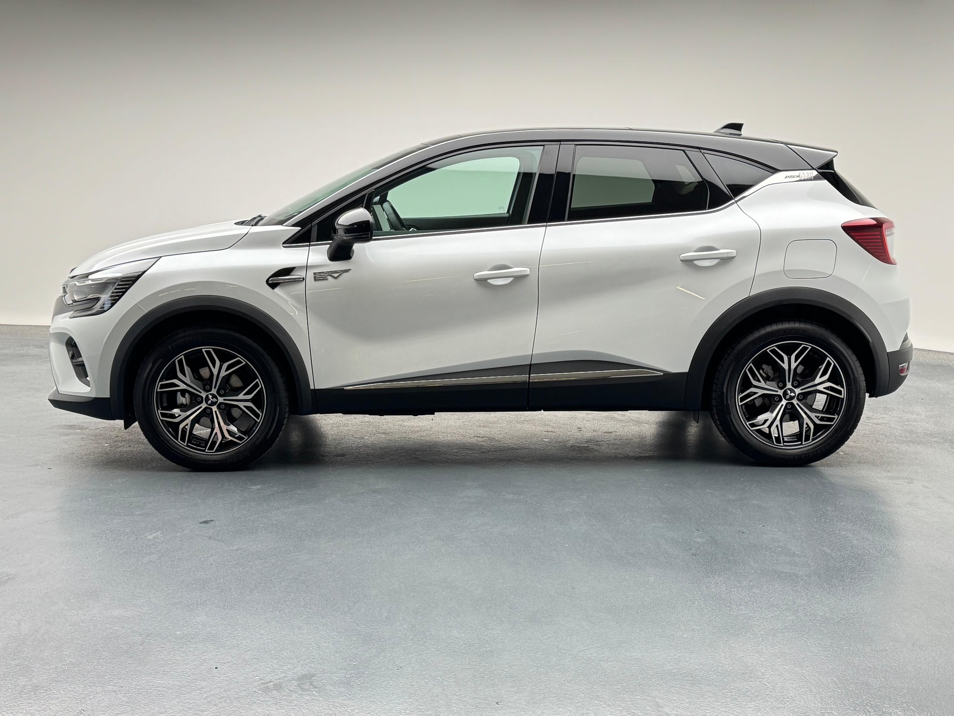 MITSUBISHI ASX 1.6 PHEV Saisho-image-4