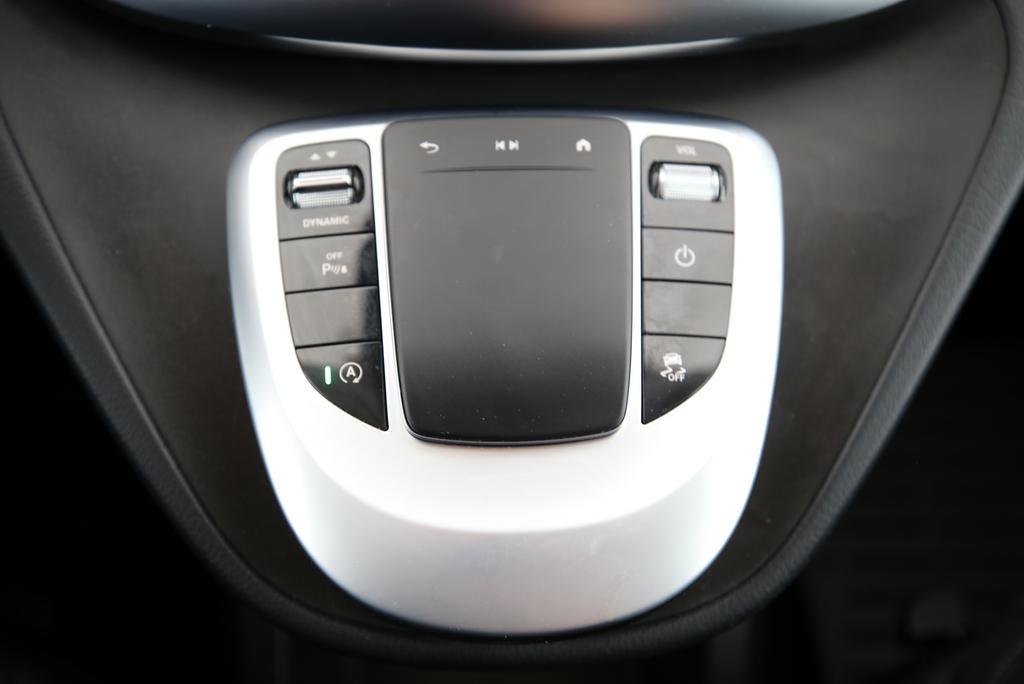 MERCEDES-BENZ V 250 d lang 4matic personnes à mobilité réduite (PMR)-image-20