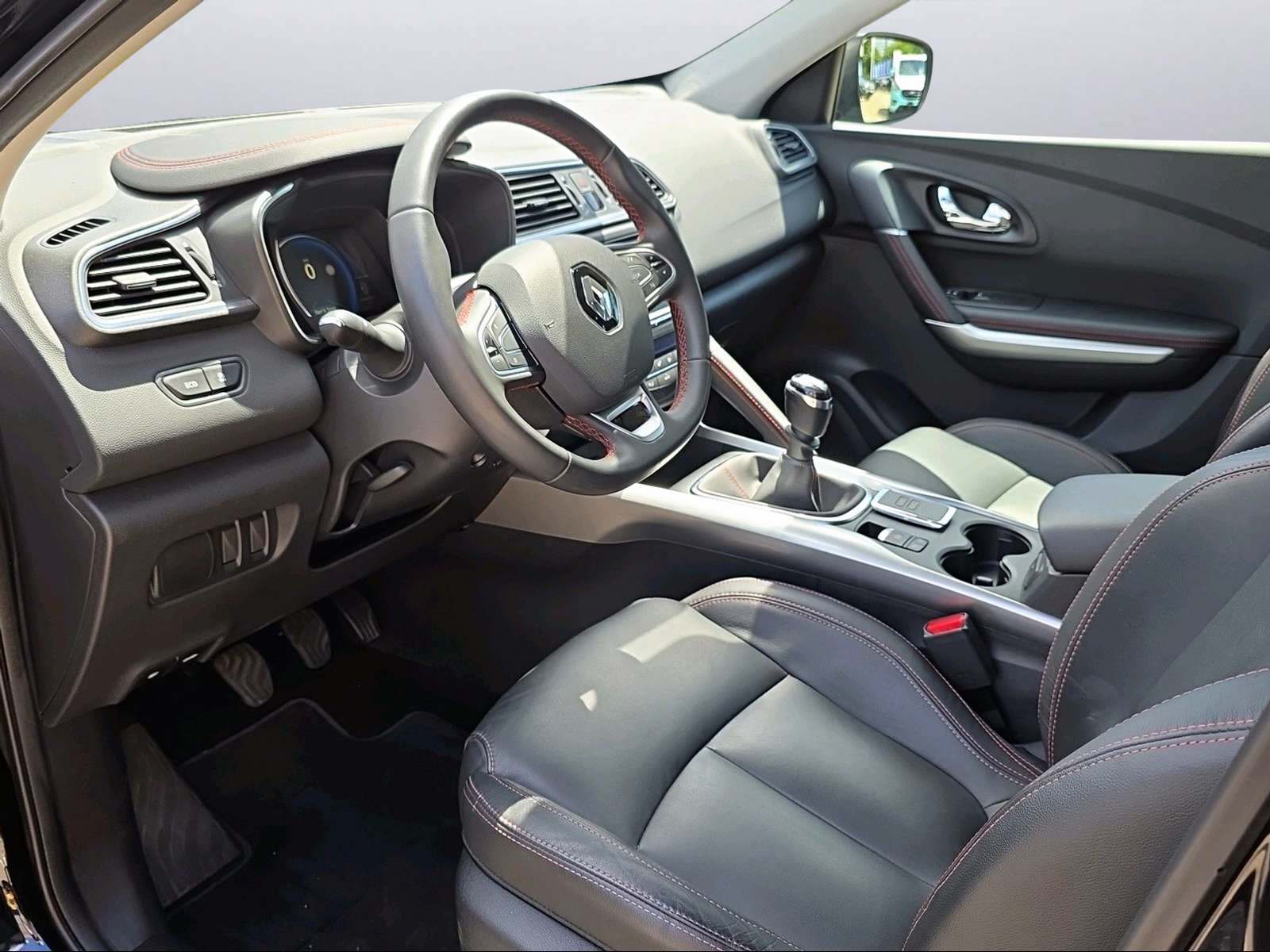 RENAULT Kadjar 1.2 TCe Swiss Edition-image-4