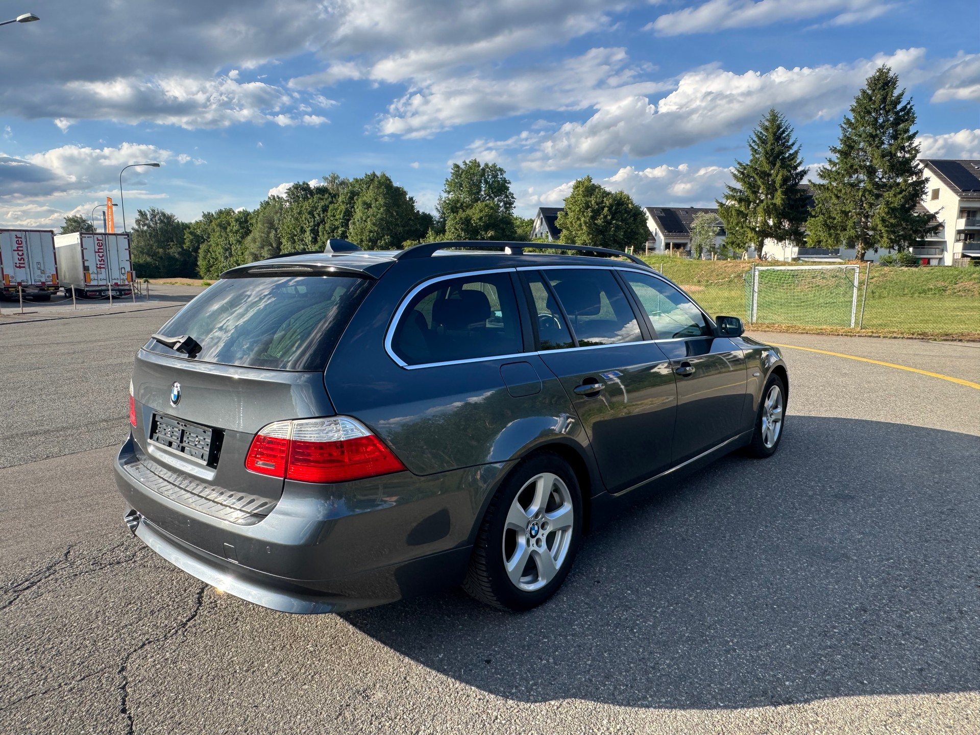 BMW 525xi Touring Steptronic-image-6