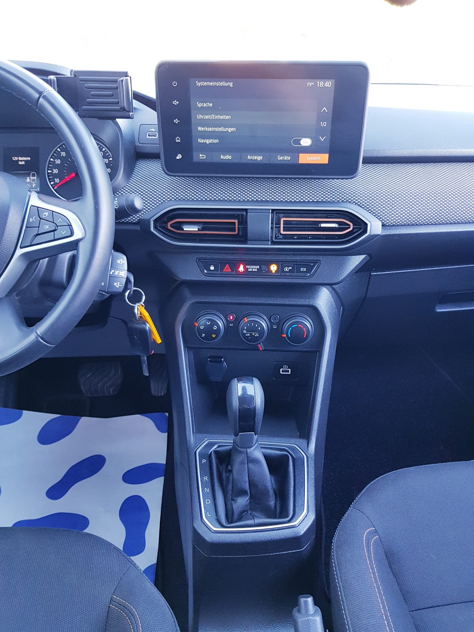 DACIA Sandero Stepway TCe 90 Expression CVT-image-11