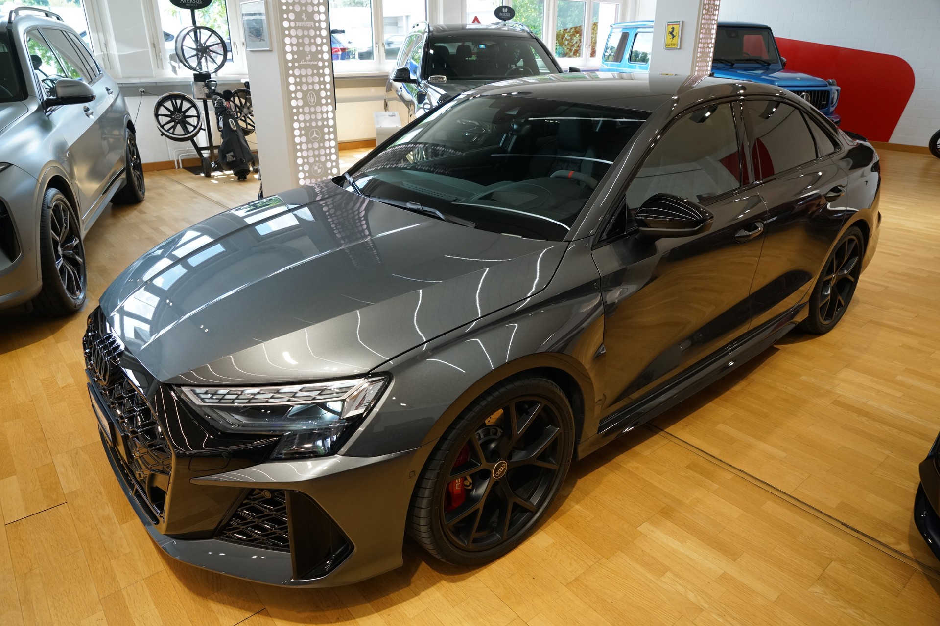 AUDI RS3 Limousine 2.5 TSI quattro S-tronic-image-9