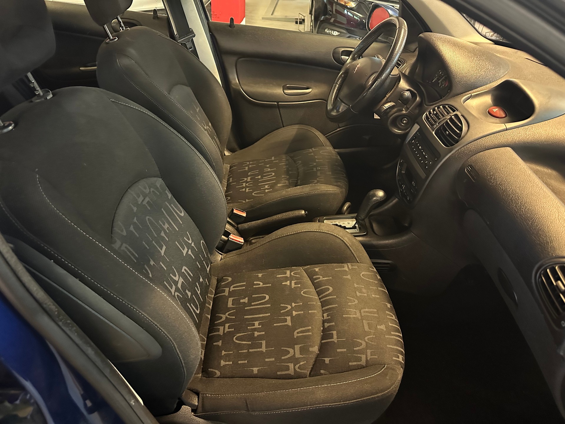 PEUGEOT 206 SW 1.6 16V XS-image-6