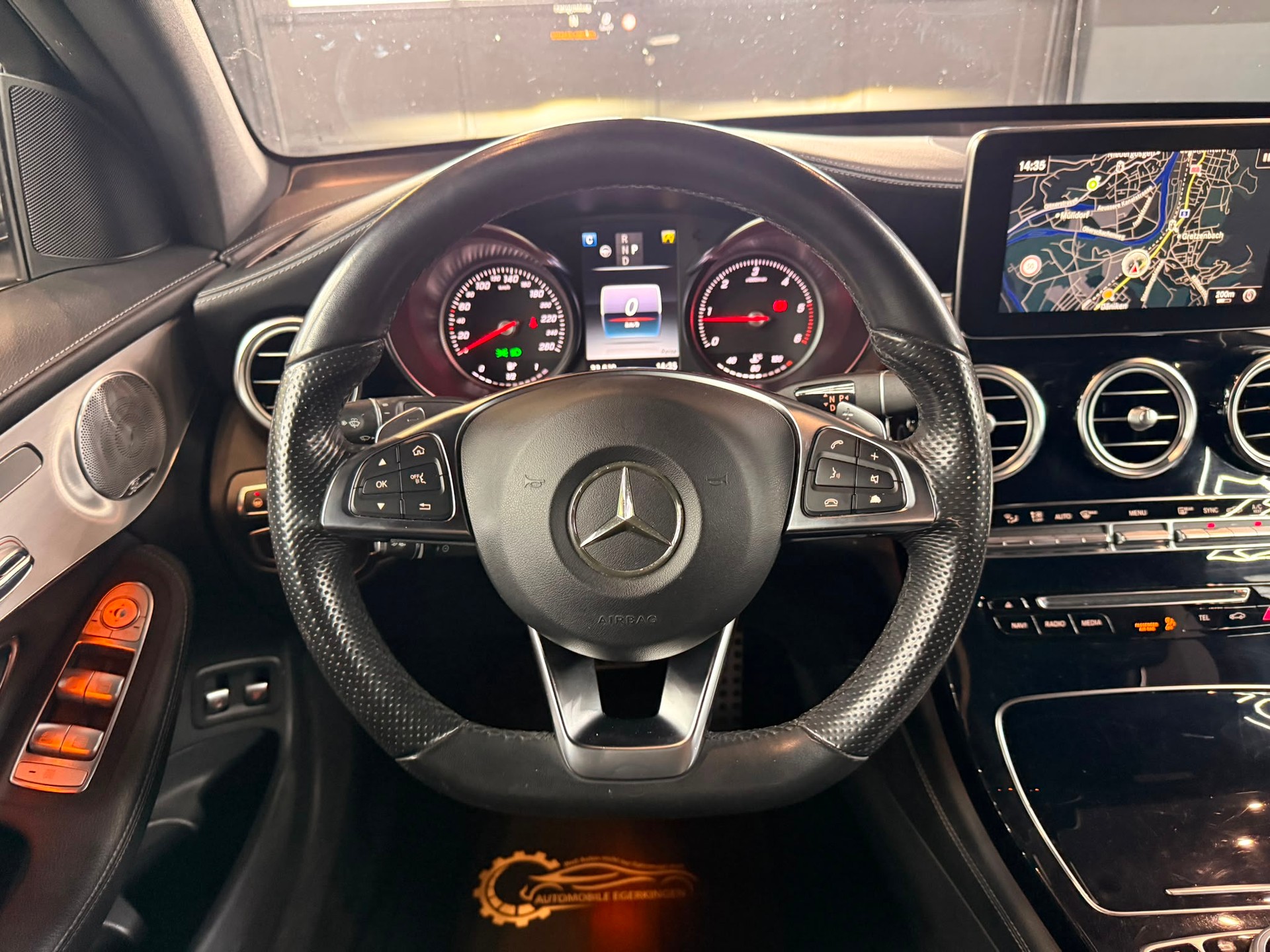 MERCEDES-BENZ GLC Coupé 250 d AMG Line 4Matic 9G-Tronic-image-13