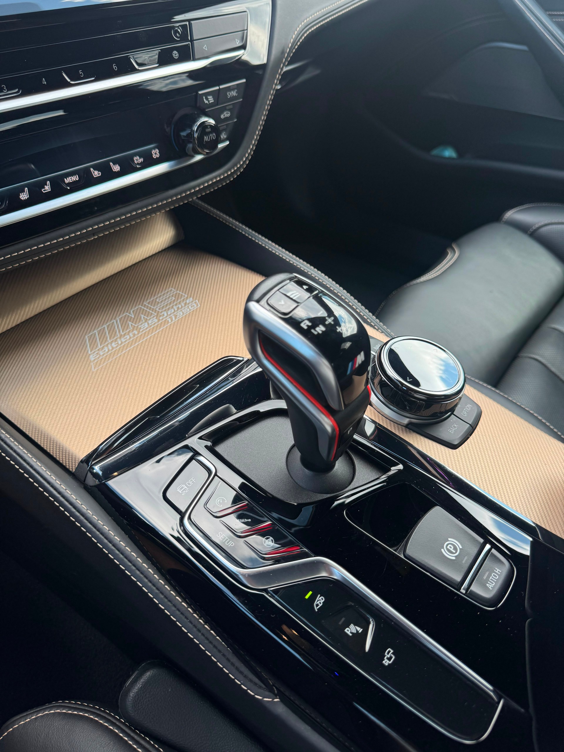 BMW M5 Competition xDrive-image-7