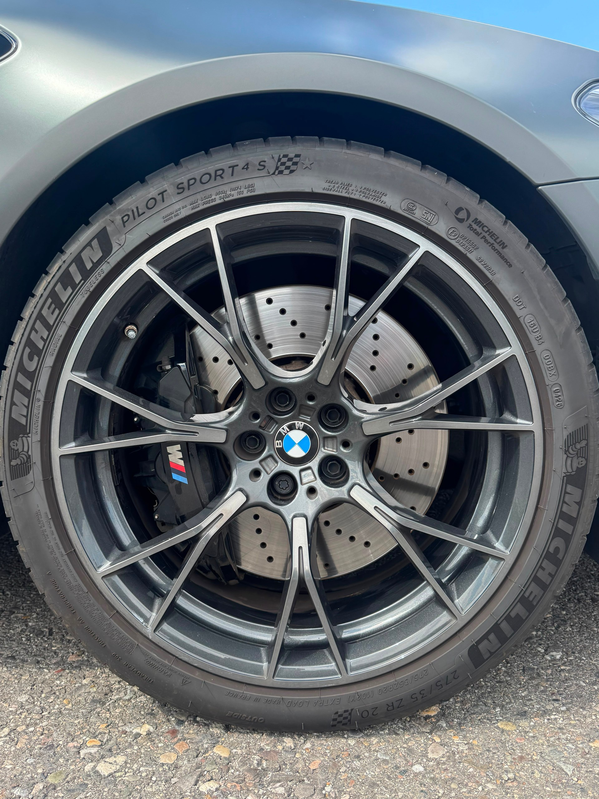 BMW M5 Competition xDrive-image-12