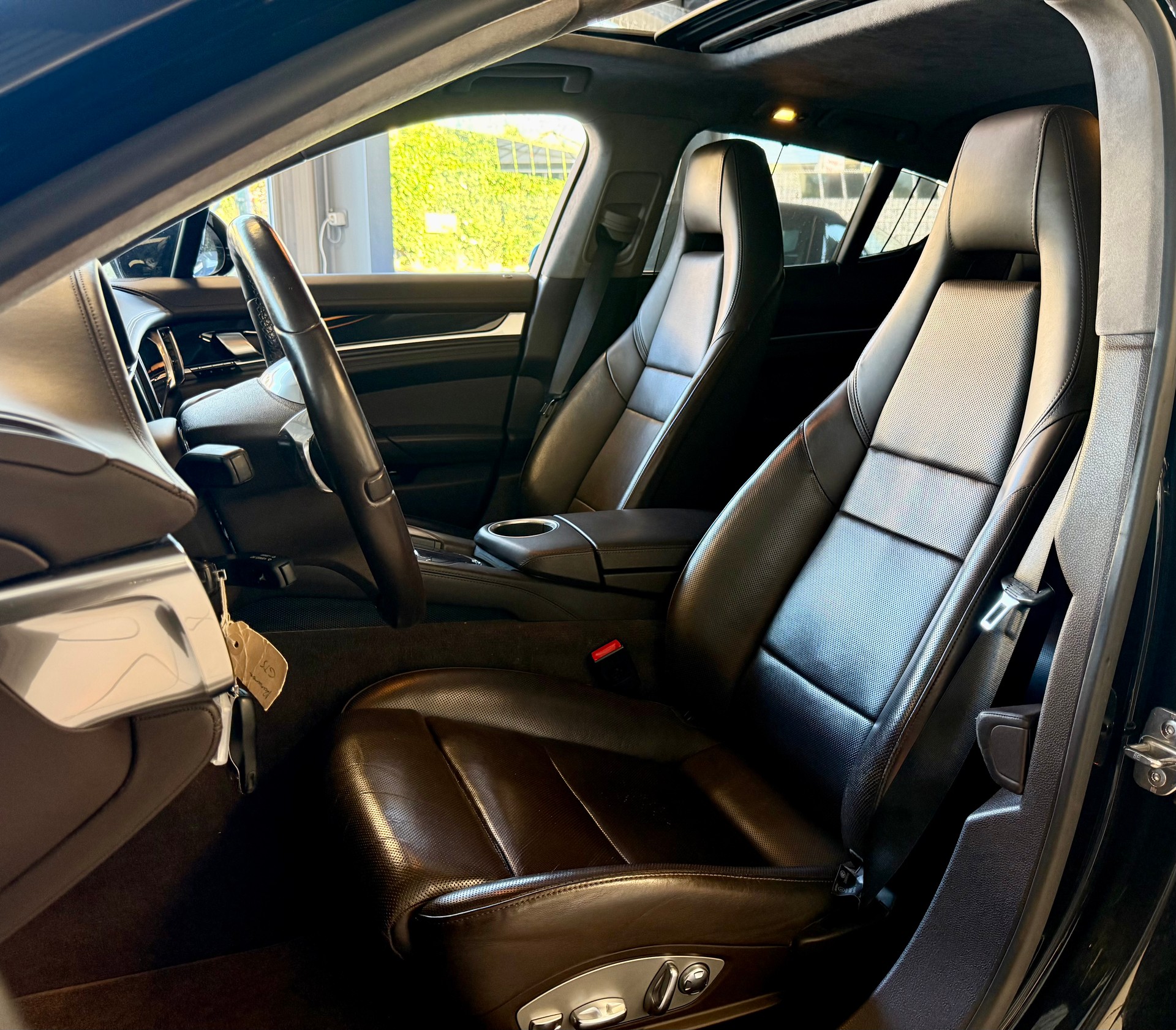 PORSCHE Panamera GTS 4.8 PDK-image-14