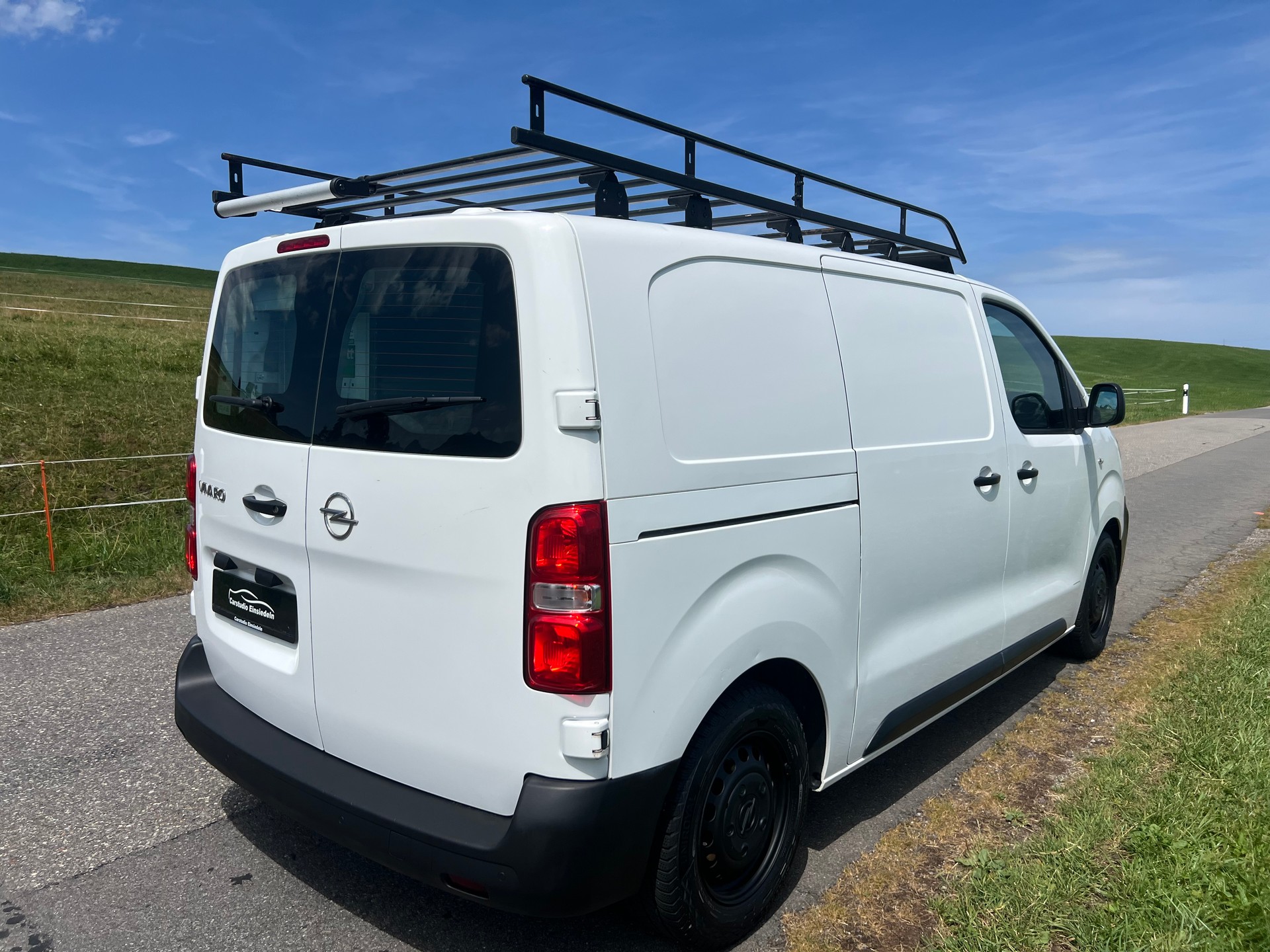 OPEL Opel Vivaro Cargo 1.5 CDTI Inkl. Innenausbau!-image-4
