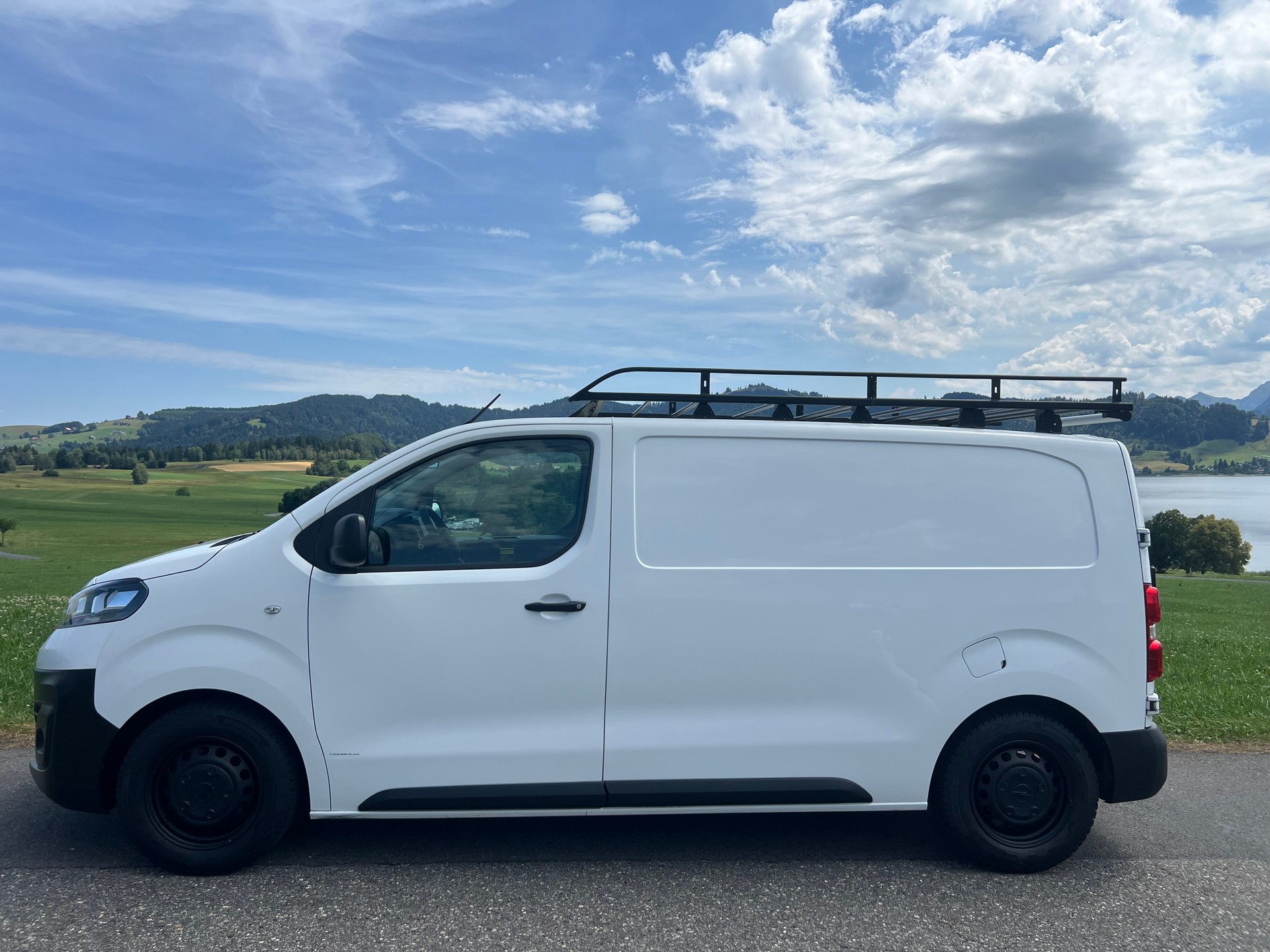 OPEL Opel Vivaro Cargo 1.5 CDTI Inkl. Innenausbau!-image-2