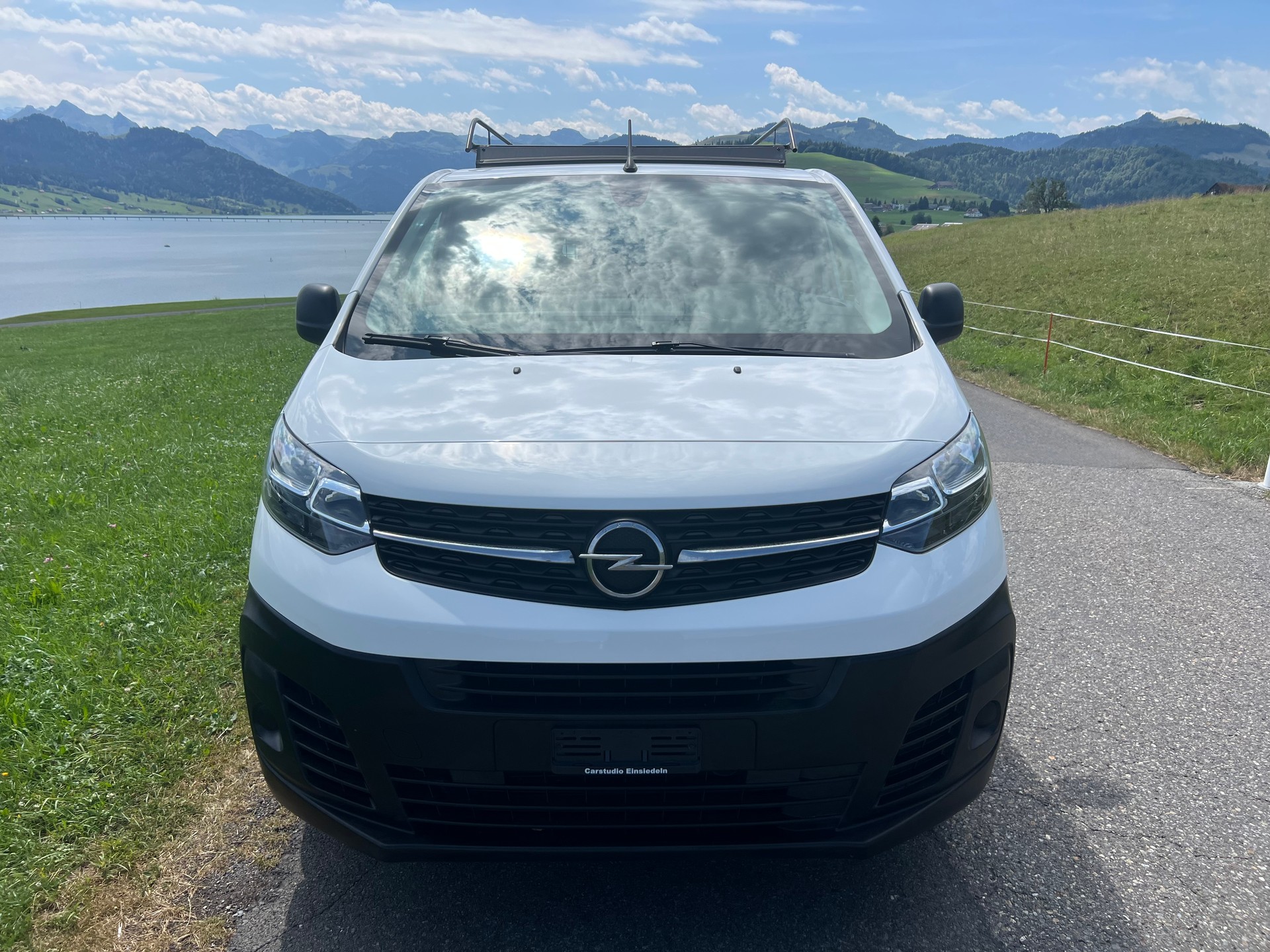 OPEL Opel Vivaro Cargo 1.5 CDTI Inkl. Innenausbau!-image-1