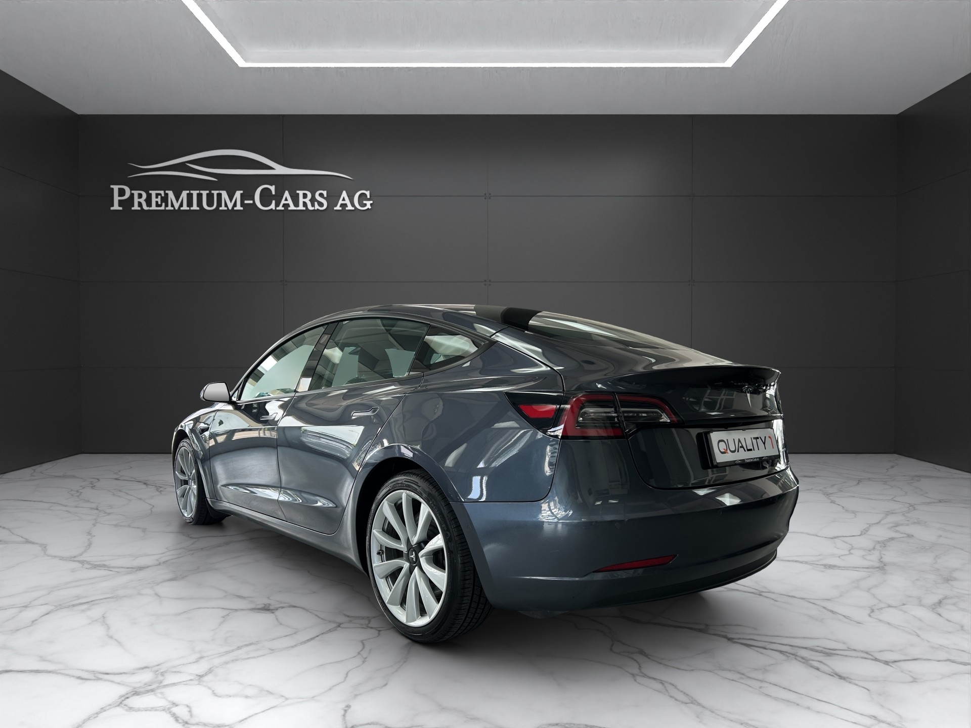 TESLA Model 3 Long Range Dual Motor AWD-image-2