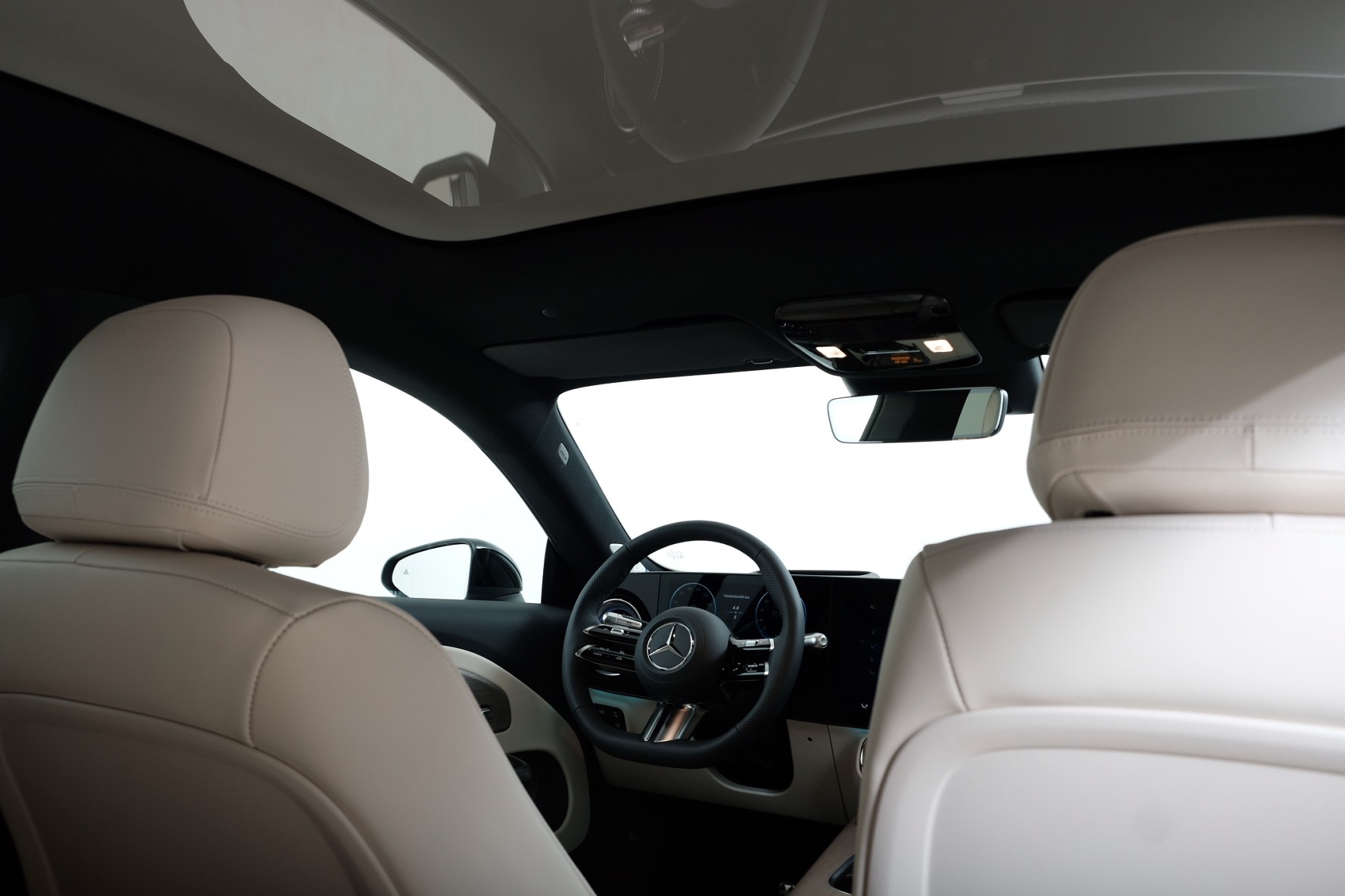 MERCEDES-BENZ CLA 350 4 Matic 85 kWh EQ-image-12
