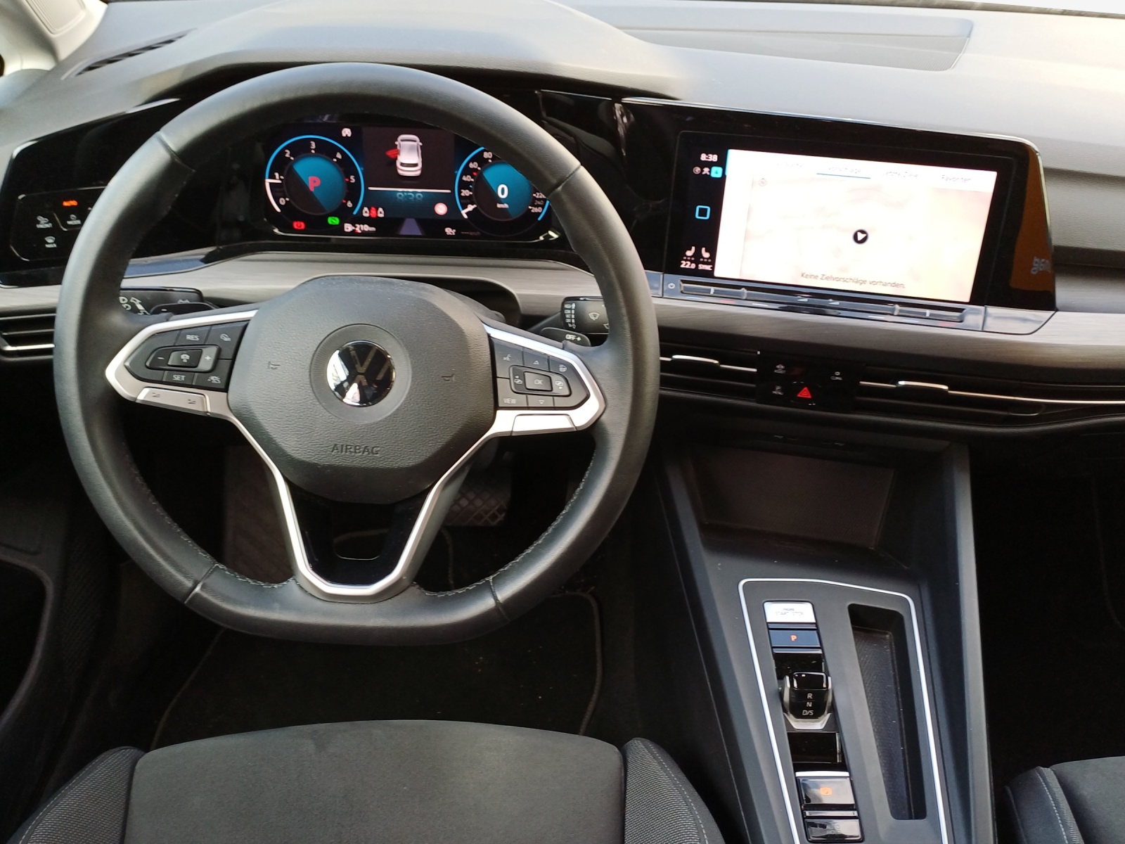 VW Golf 2.0 TDI Style DSG-image-8