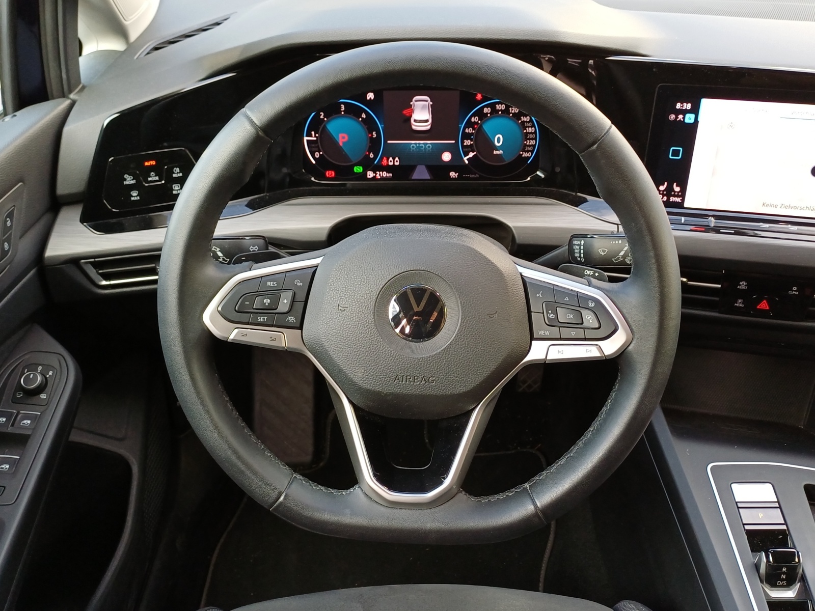 VW Golf 2.0 TDI Style DSG-image-9