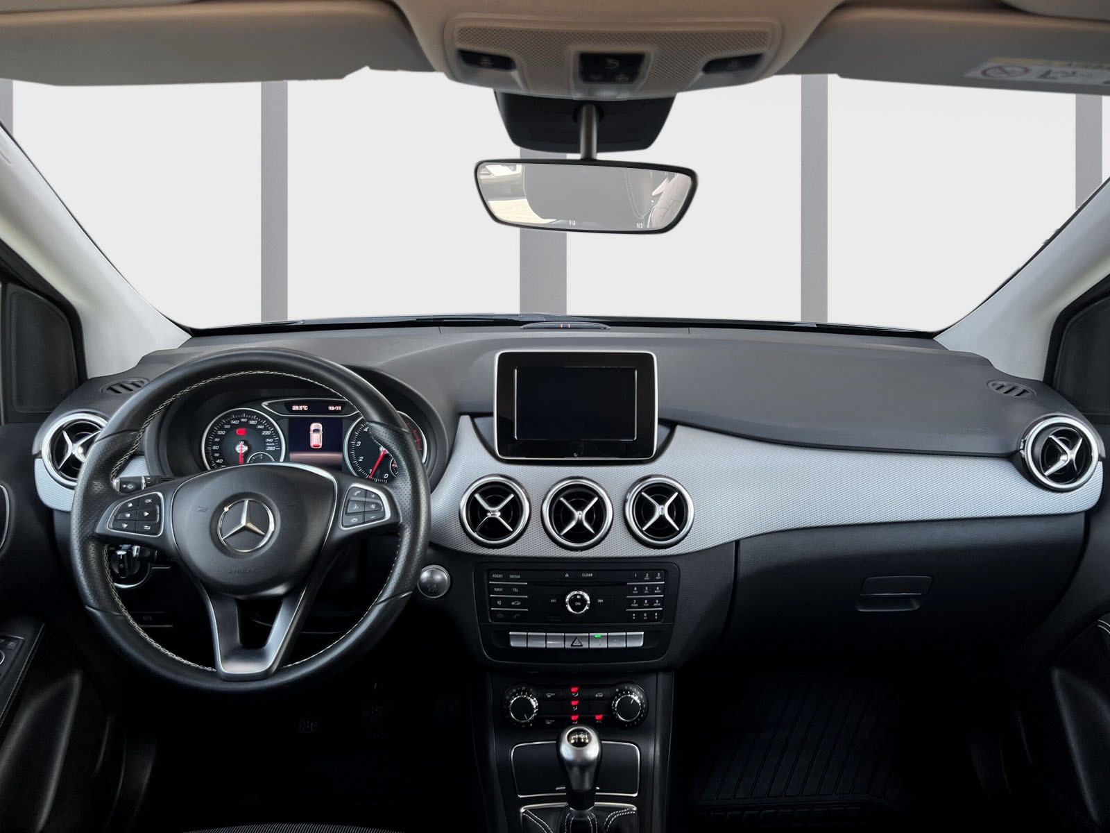MERCEDES-BENZ Classe B W246 B 200 Style-image-8