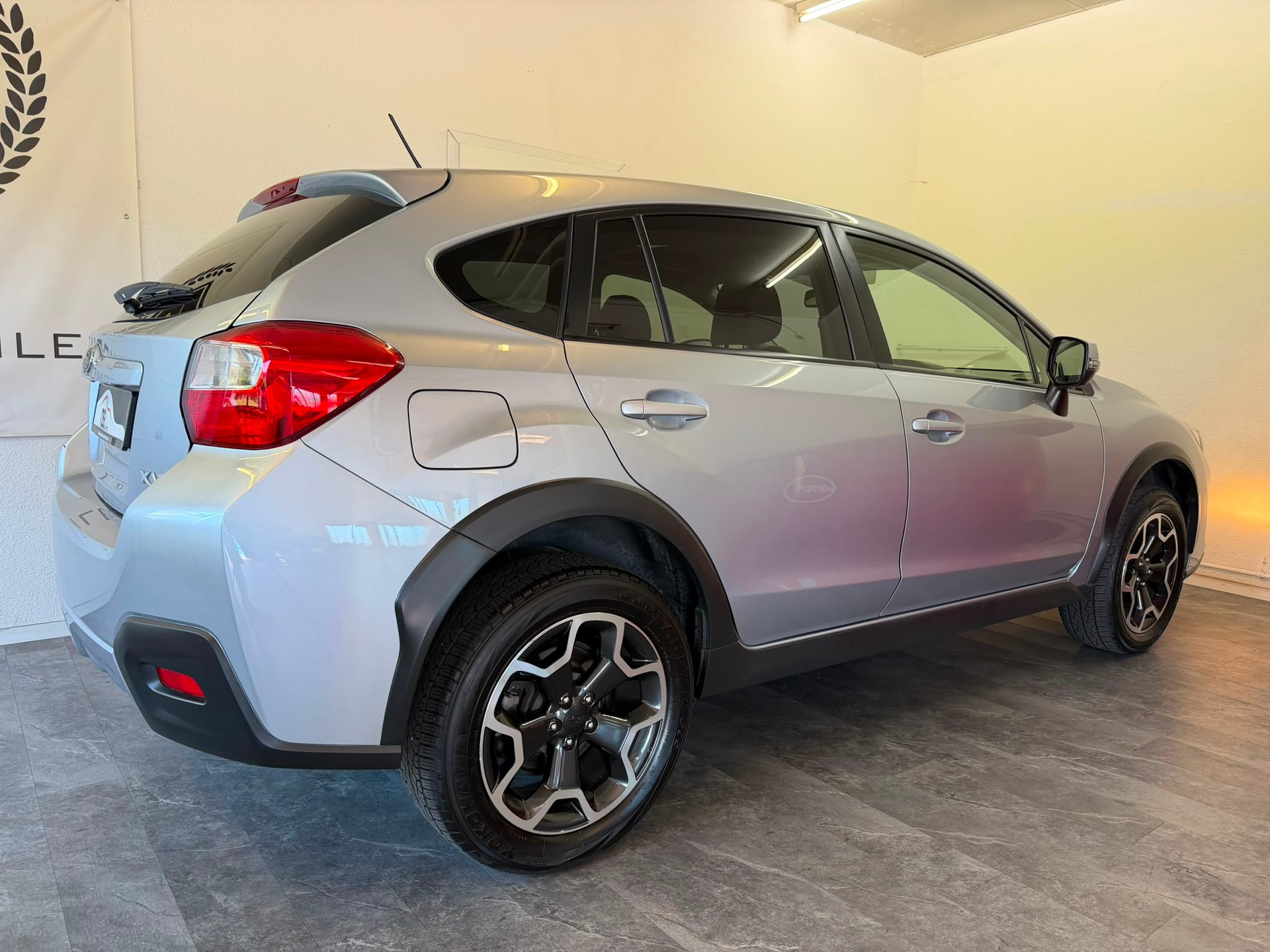 SUBARU XV 2.0 Swiss Two AWD CVT-image-5