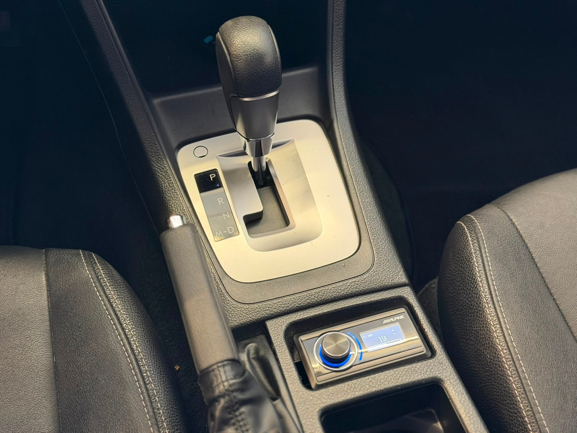 SUBARU XV 2.0 Swiss Two AWD CVT-image-11