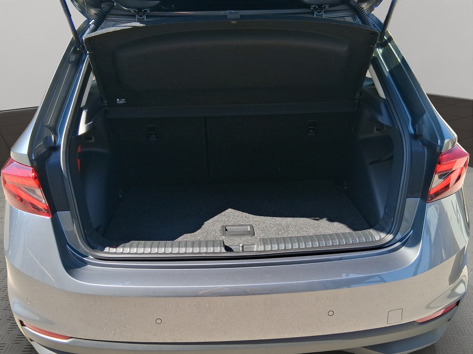 SKODA Fabia 1.0 TSI Style-image-18