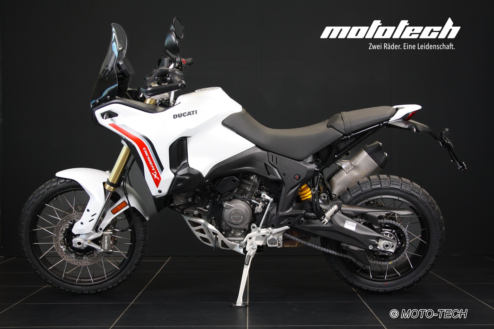 DUCATI Desert X MY26 V2 (81/35kW)-image-4