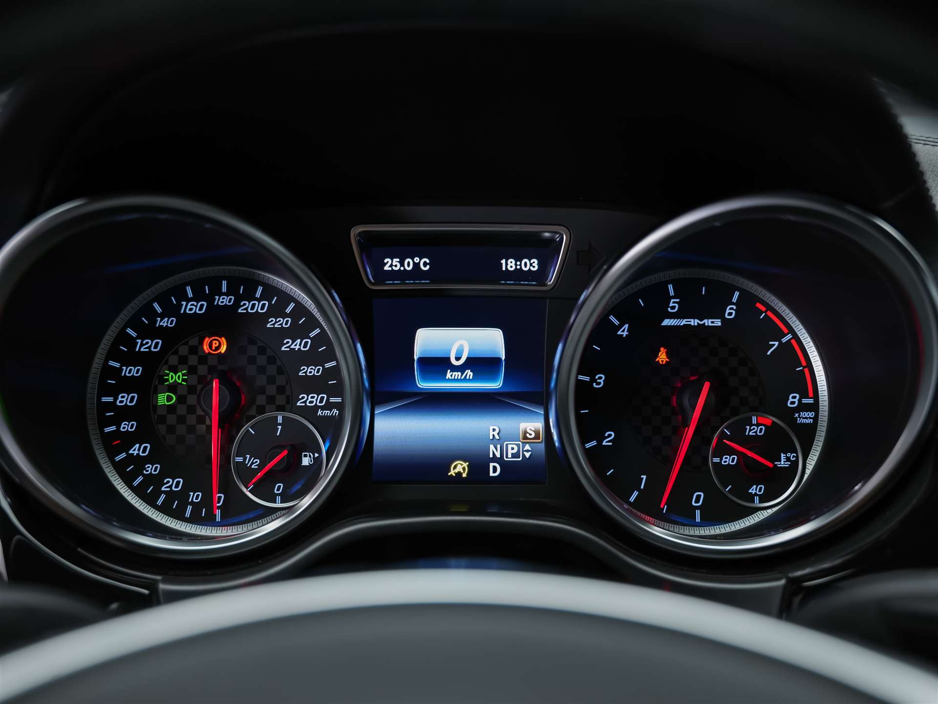 MERCEDES-BENZ GLE Coupé 43 AMG 4Matic 9G-Tronic *CH-Auto*Panorama*360° Kamera*Night Paket*-image-29