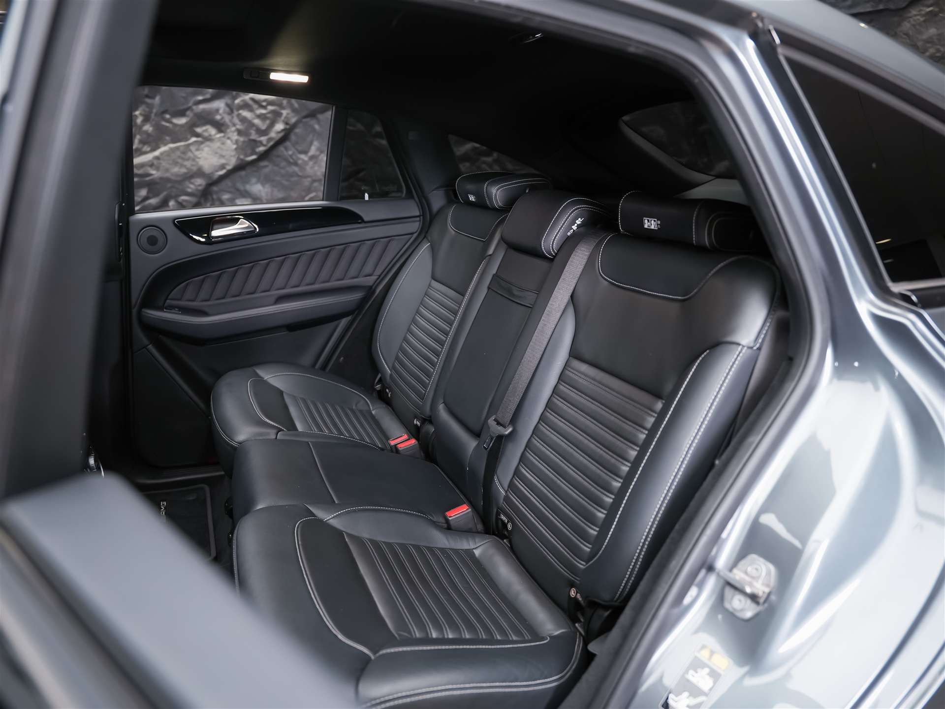 MERCEDES-BENZ GLE Coupé 43 AMG 4Matic 9G-Tronic *CH-Auto*Panorama*360° Kamera*Night Paket*-image-13